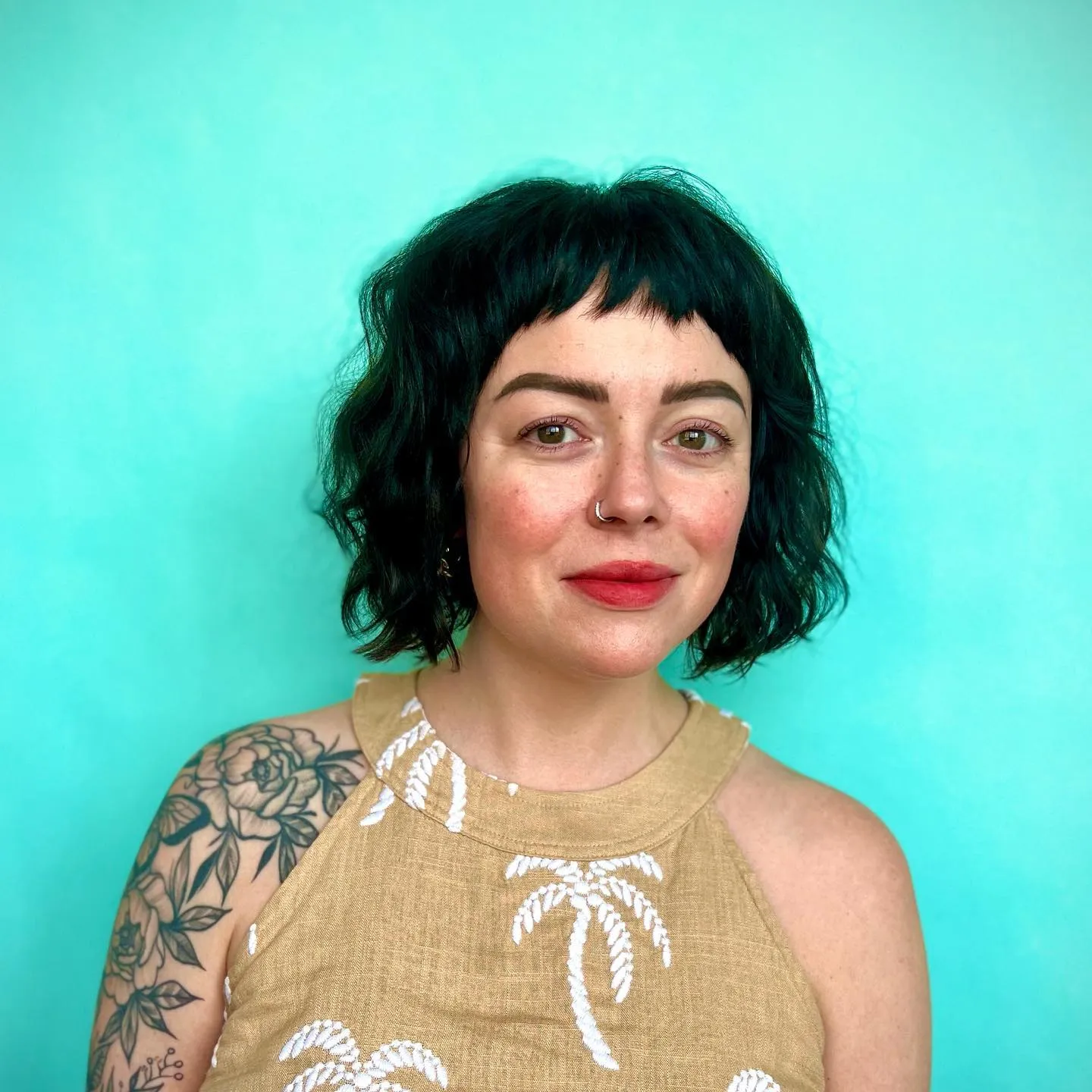 Wavy bob with rounded baby bangs