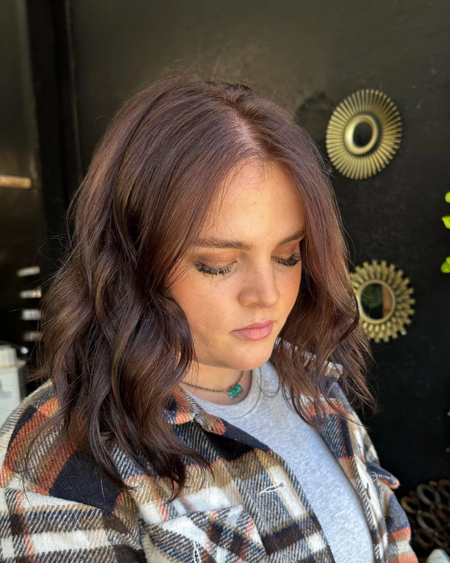 Medium chestnut brown wavy bob