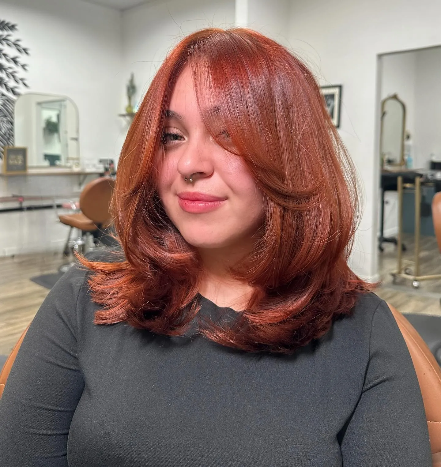 Copper medium layers with curtain fringe