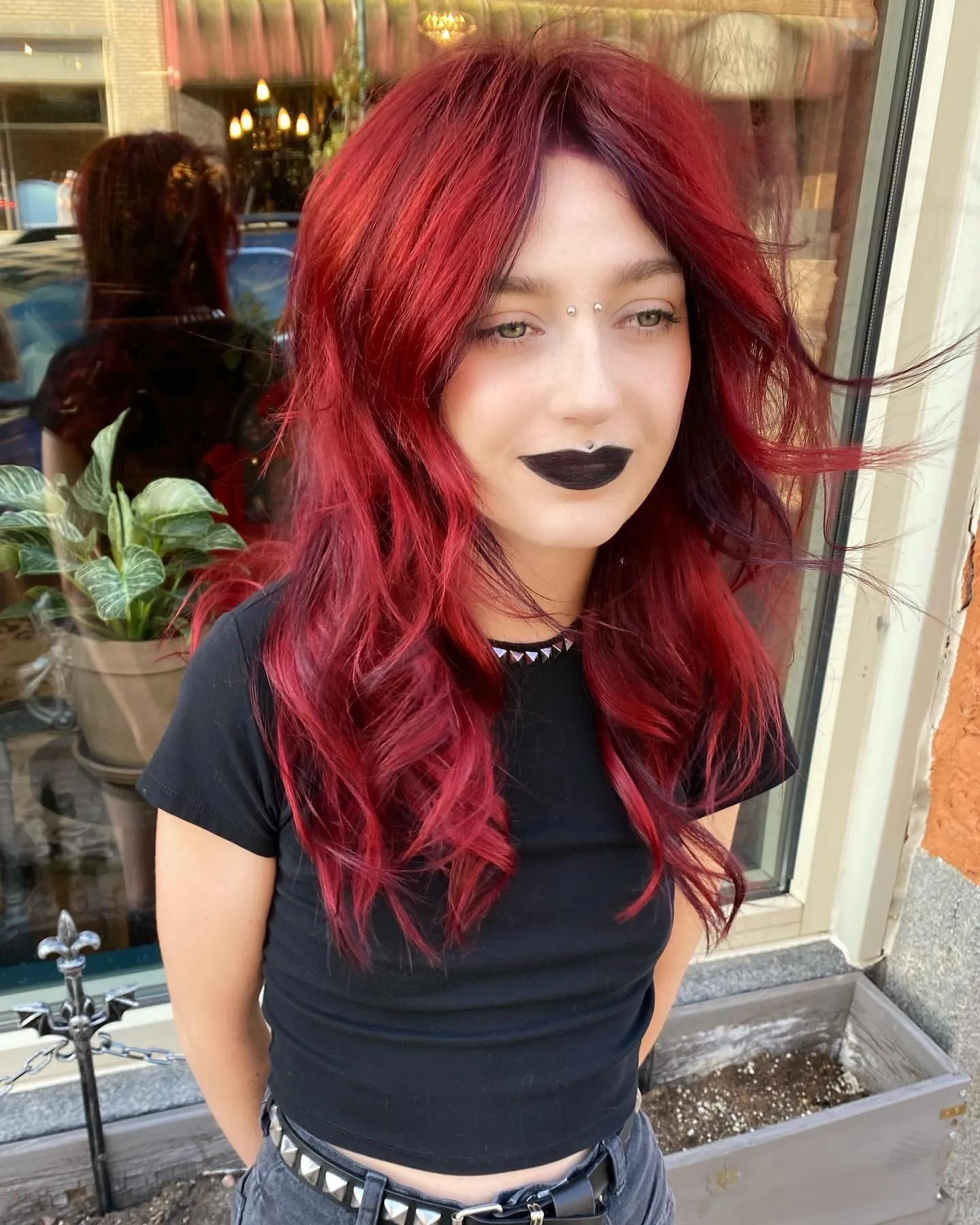 Soft copper-red soft waves