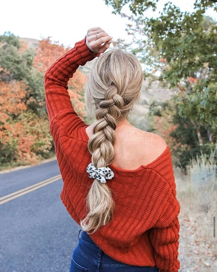 Loose oversized pull-through braid finished with a scrunchie