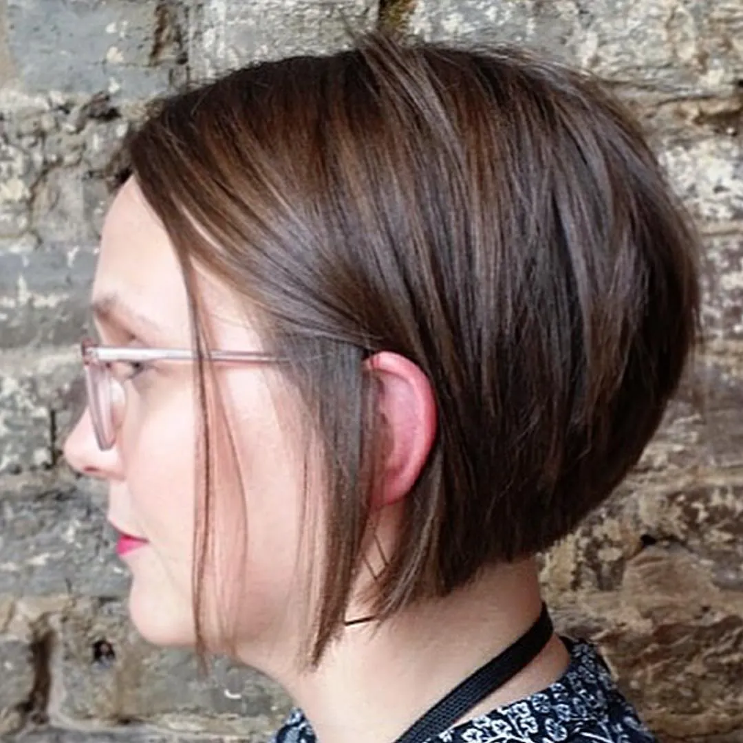 Stacked rounded bob with long side pieces