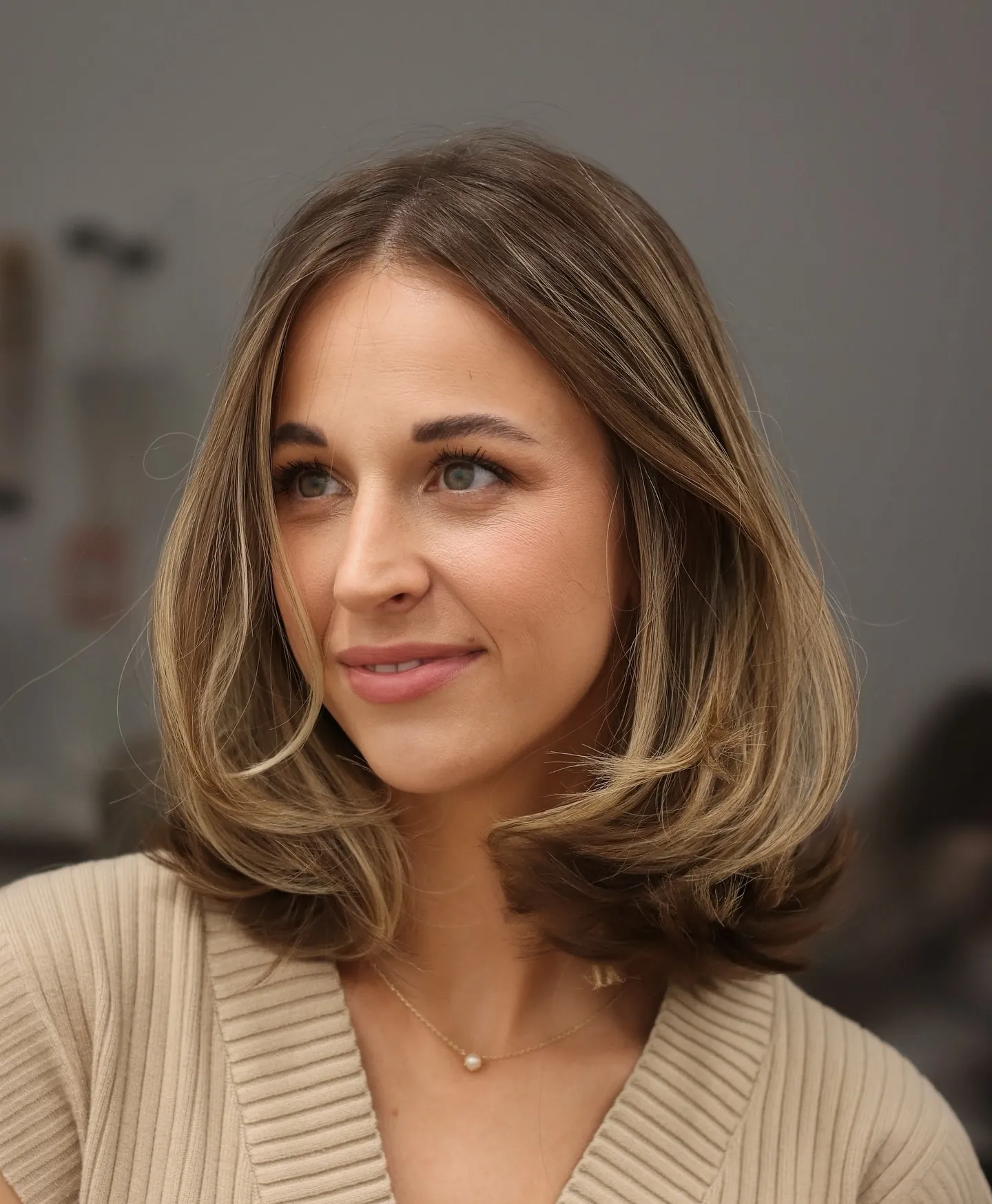 Face-framing lob with softly flipped ends