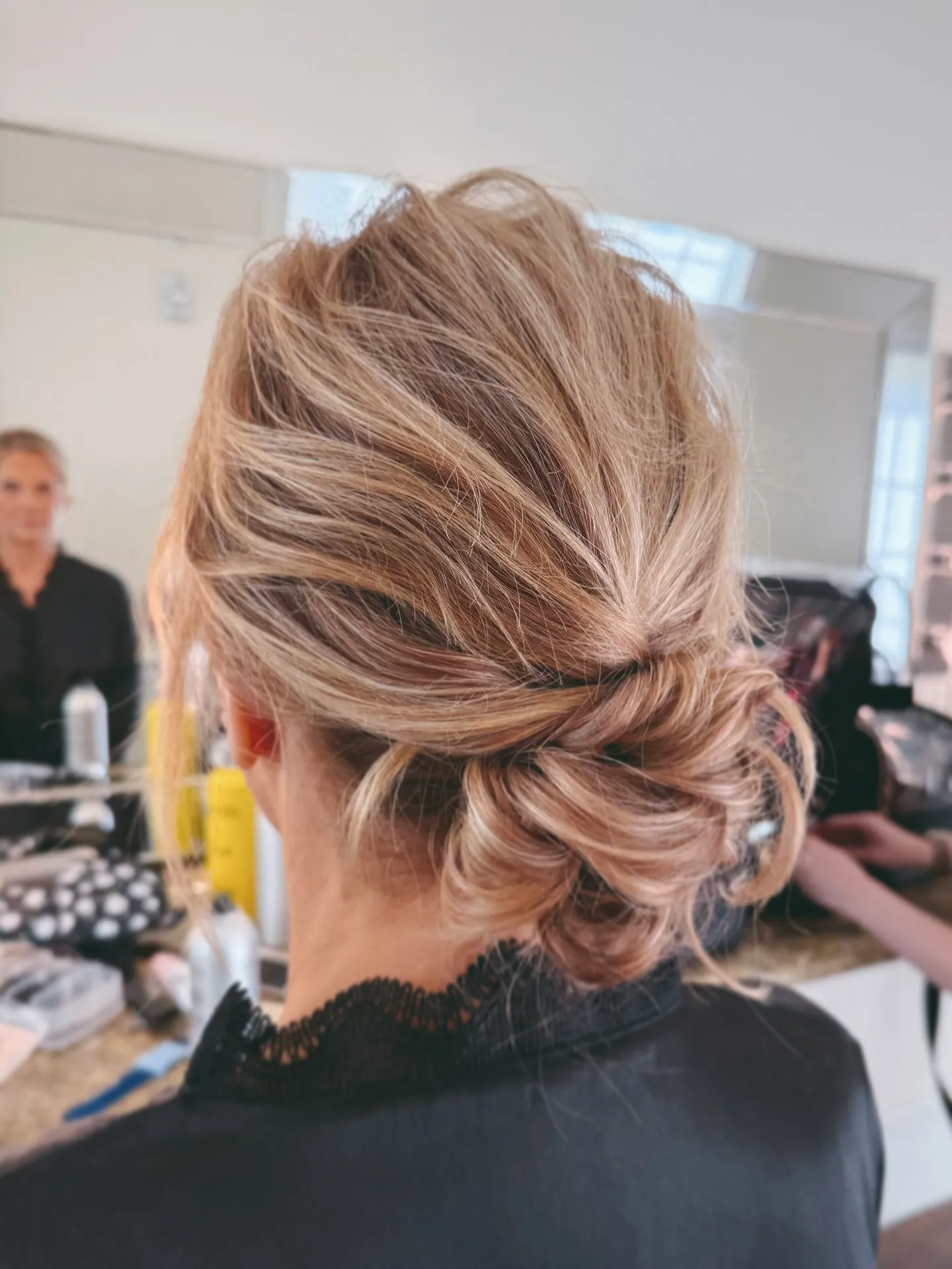 Low side bun with swept sections