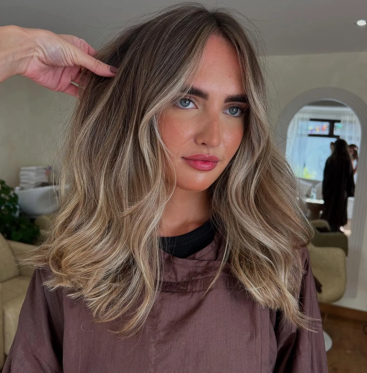 Wavy Ash Blonde Layers