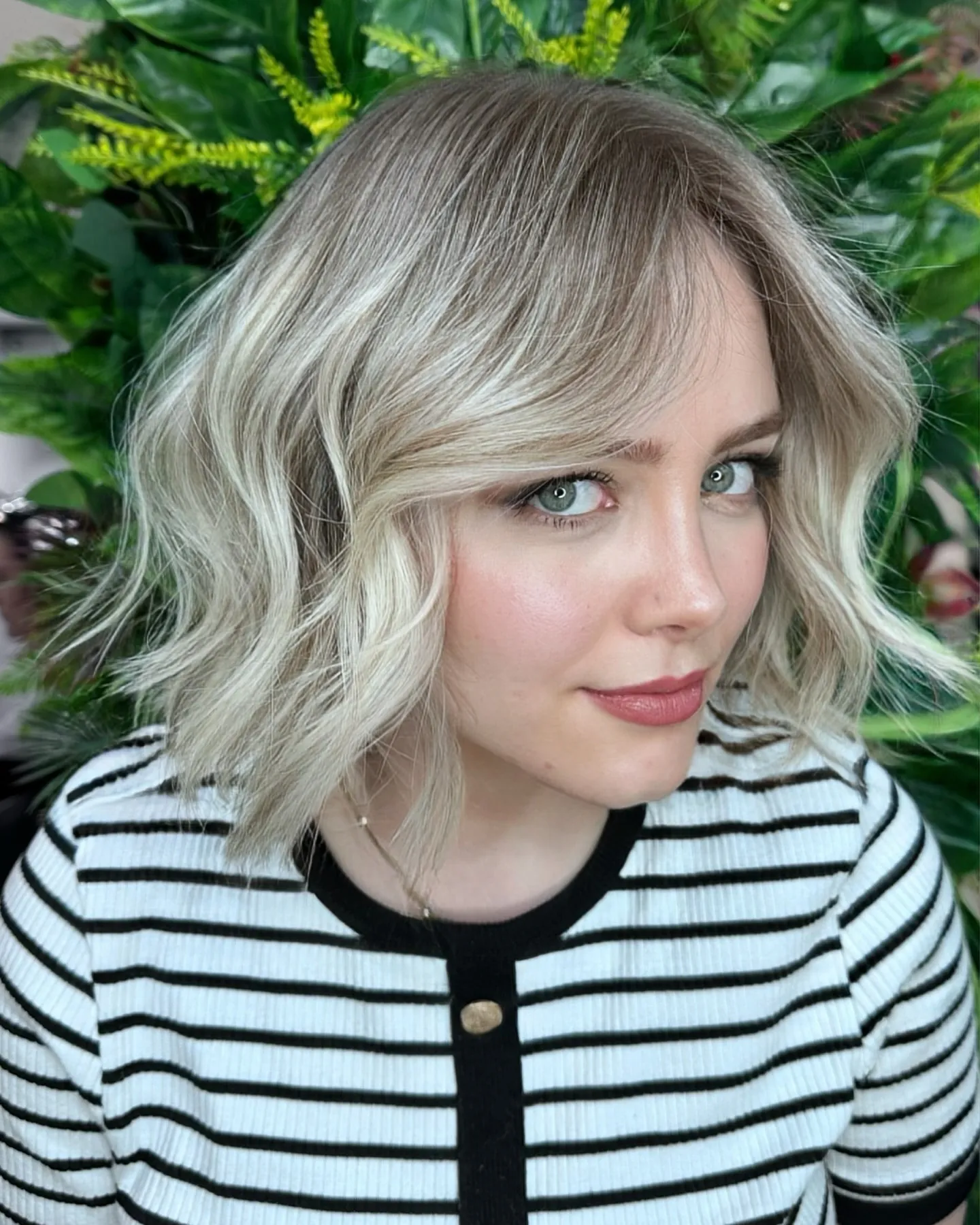 Wavy Beige Bob