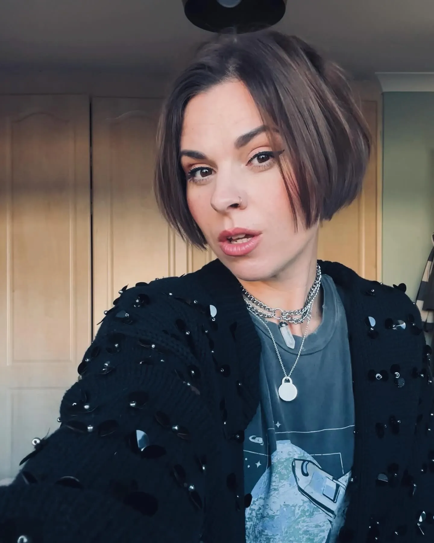 side-part box bob haircut