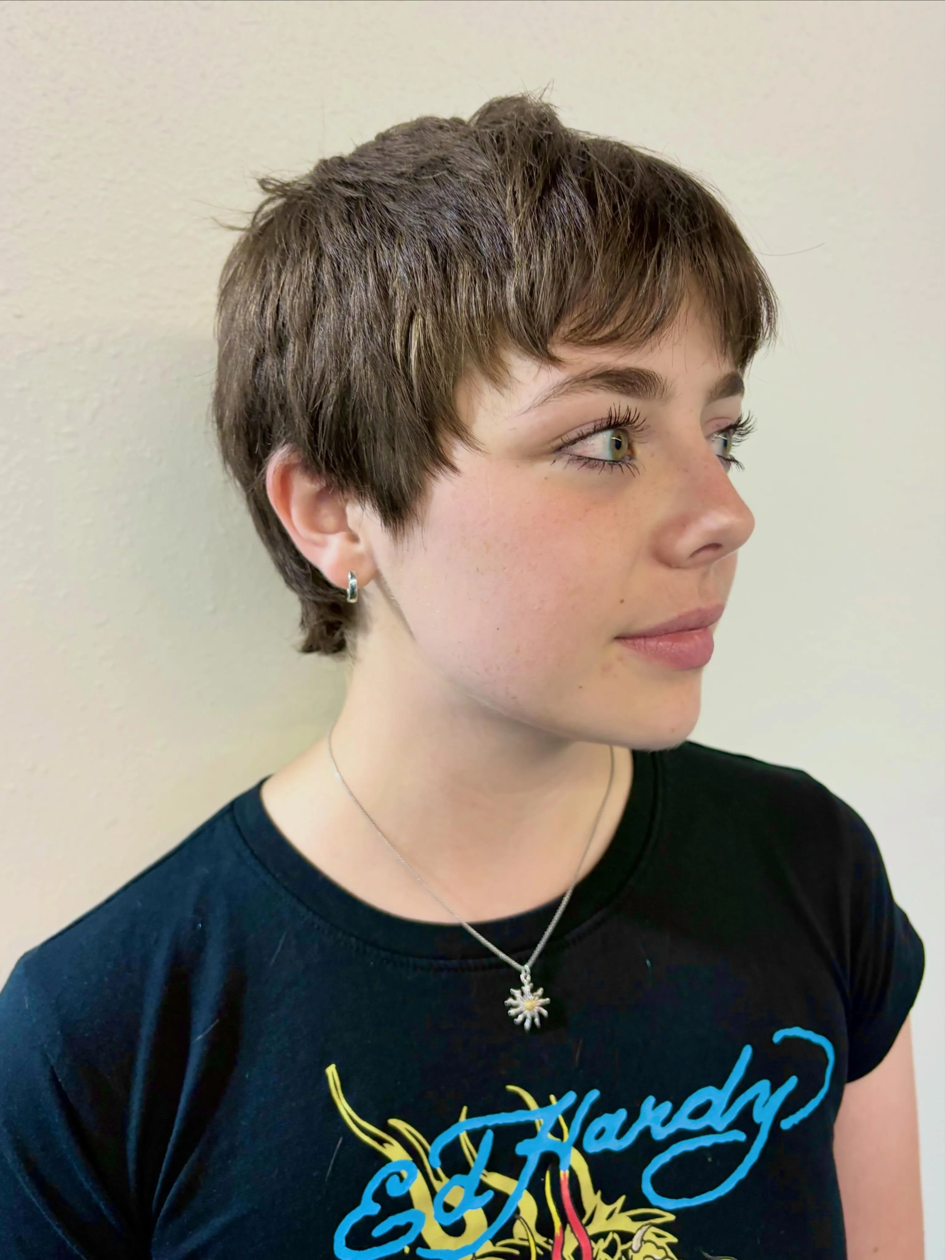 soft round pixie haircut