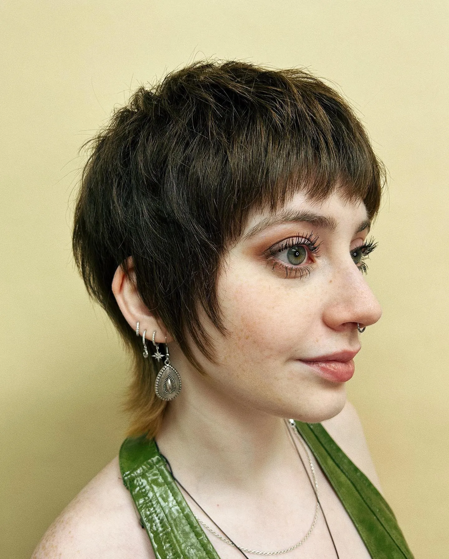 Dark pixie chillet with tiny fringe and soft nape