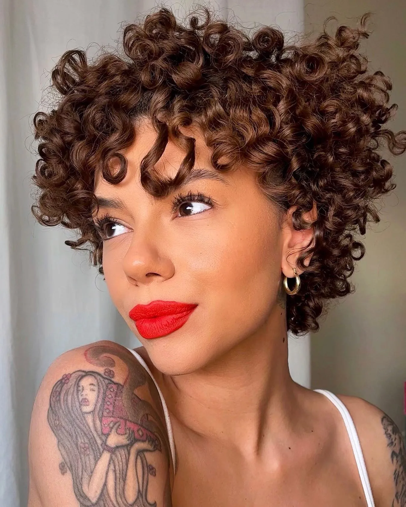 Layered Curls hairstyle