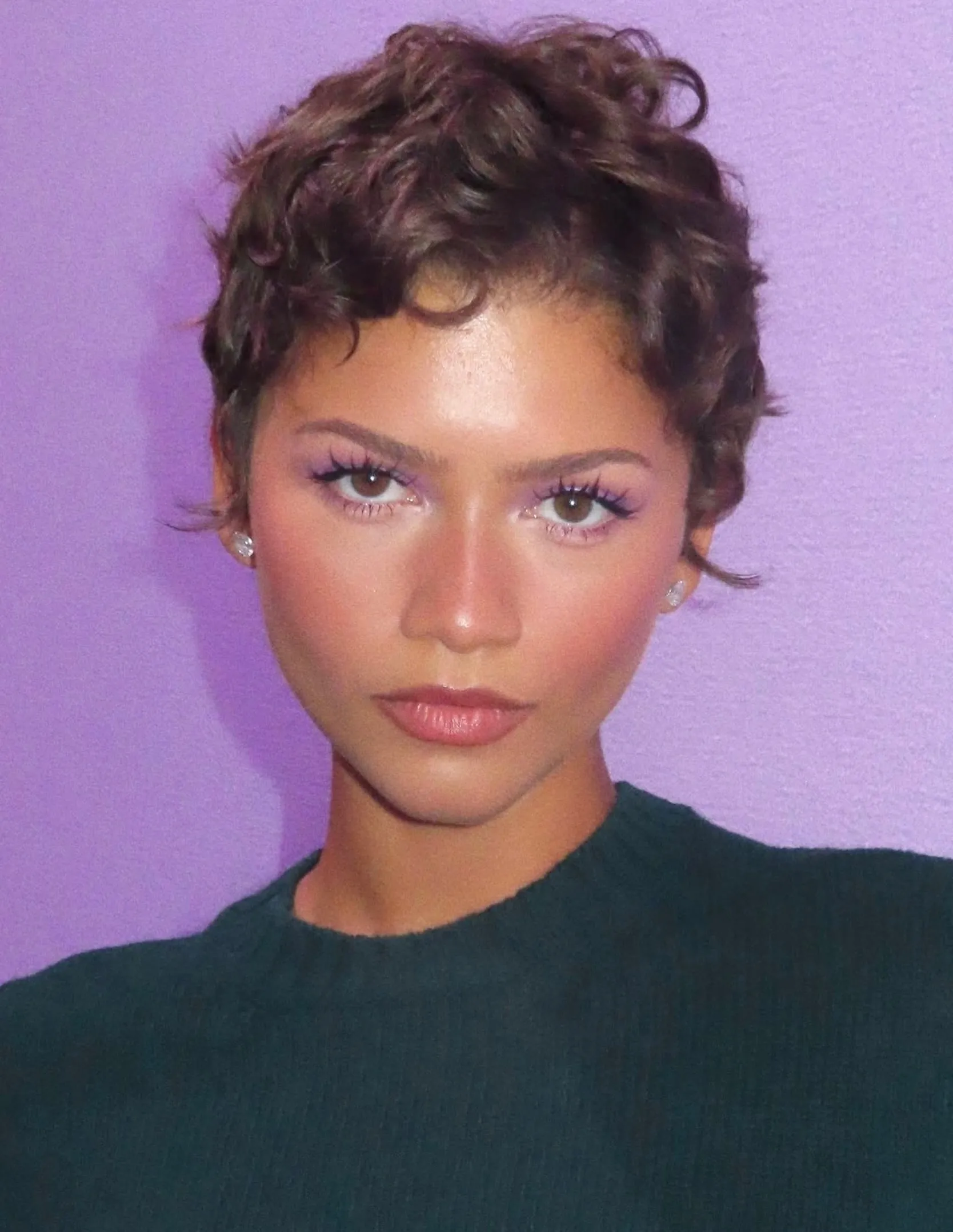 Short Curls hairstyle