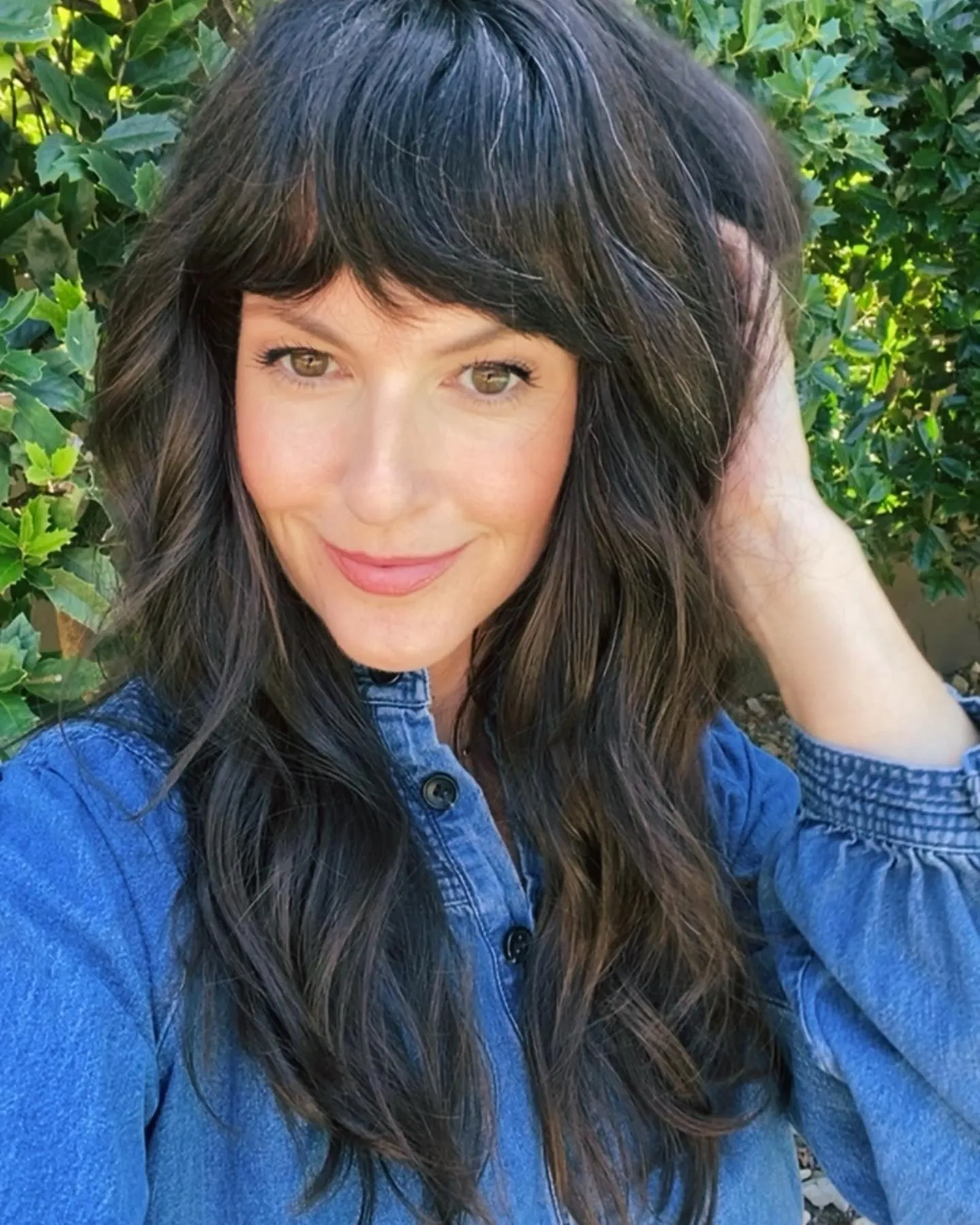 natural grey curtain bangs