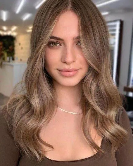 Soft Dirty Blonde Waves