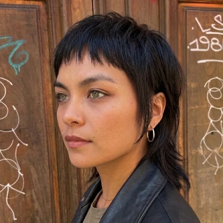 Short black mullet with micro fringe
