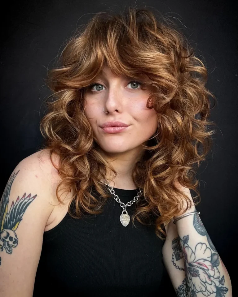 Fall Hairstyles for Wavy Hair: 19 Bouncy Ideas