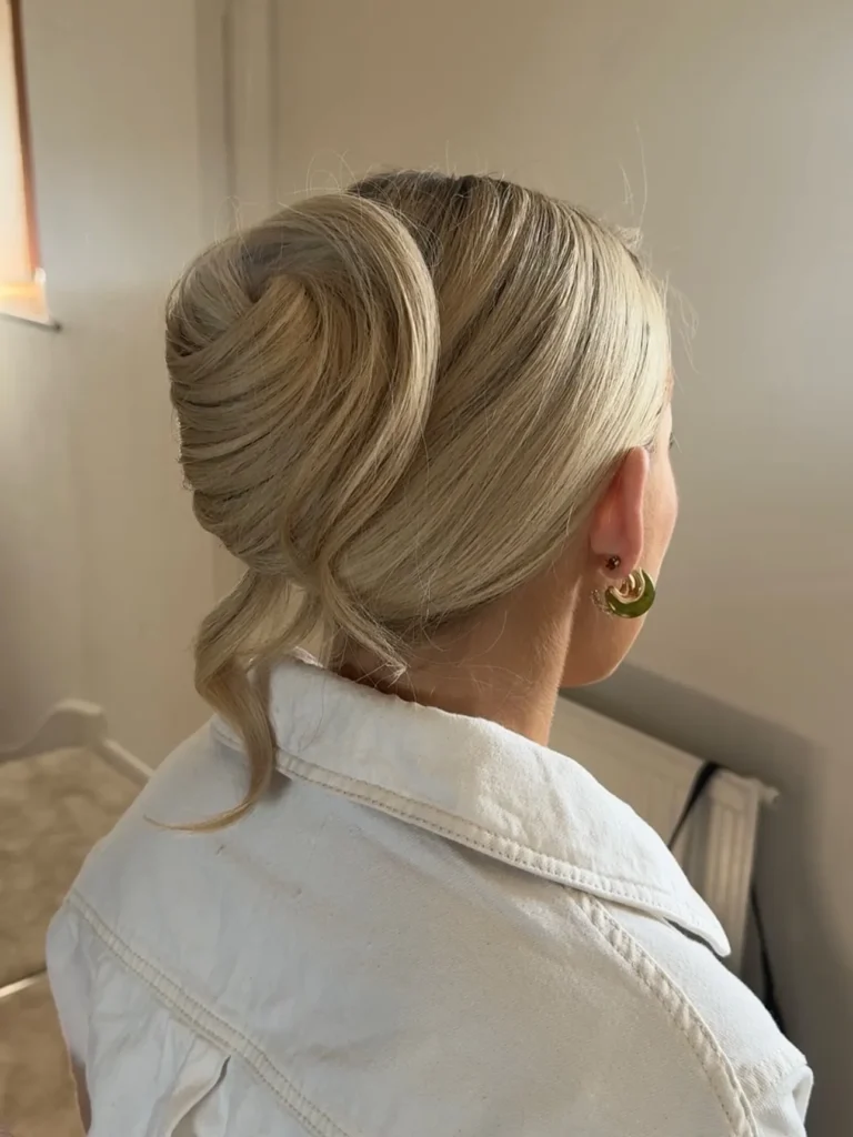 French Twist Hairstyles: 20 Timeless Ideas