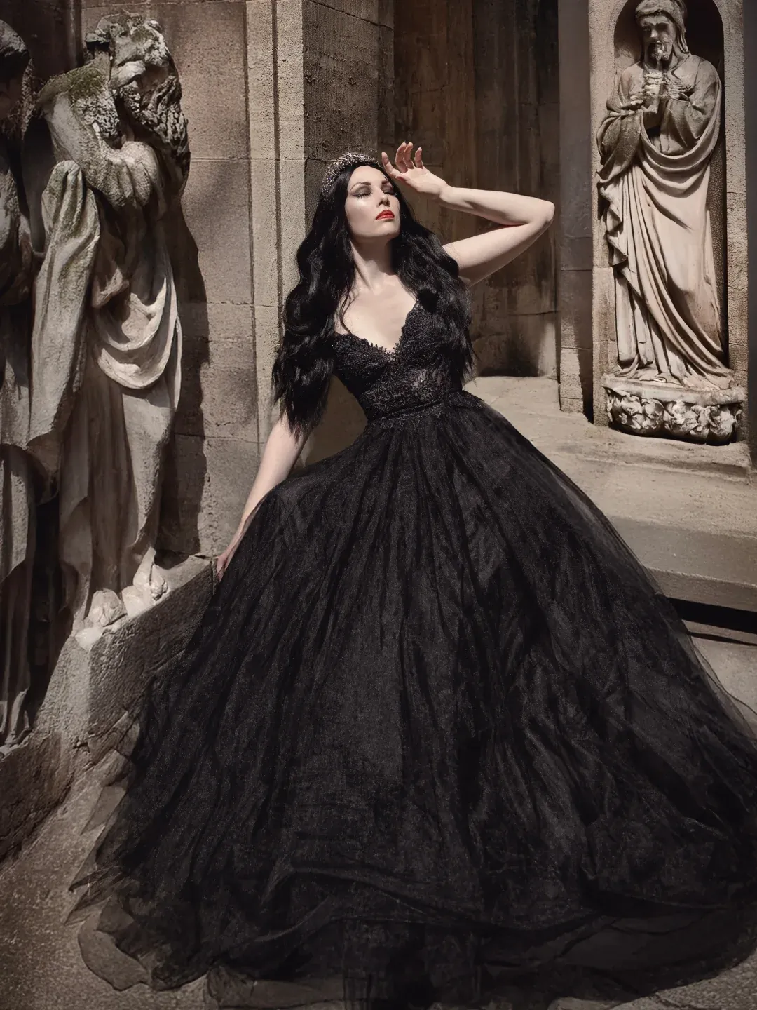 Very long black hair with soft flowing waves