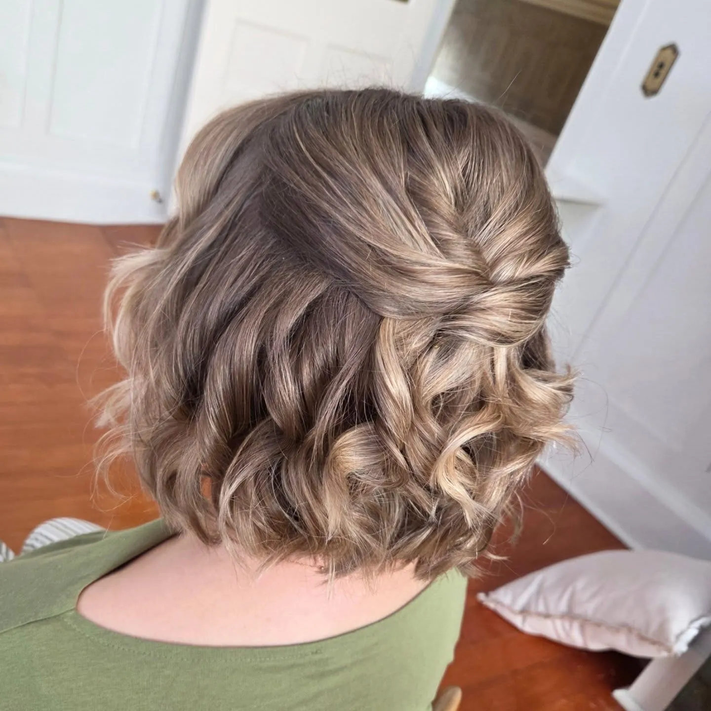 Twisted Curly Half-Up