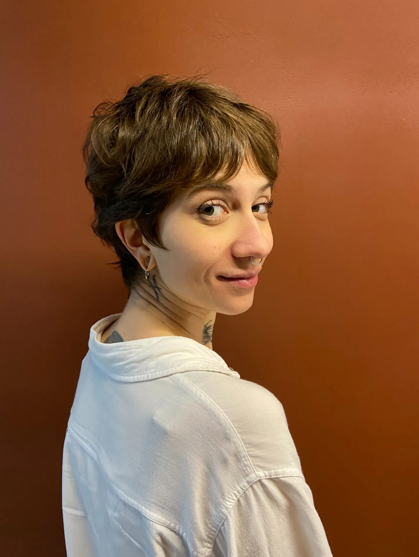 Soft cropped pixie with short layered top