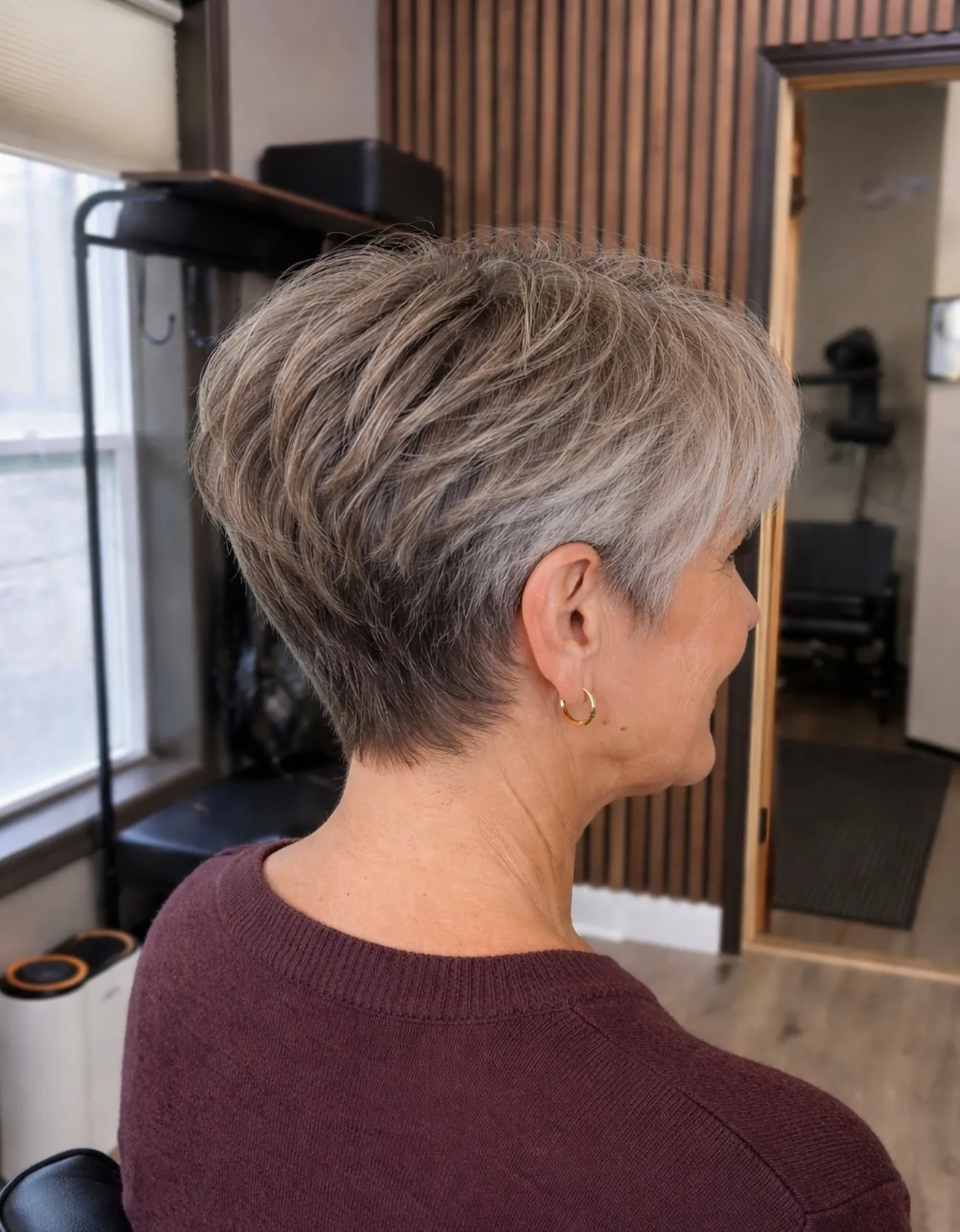 Tapered silver pixie with short nape and fuller crown