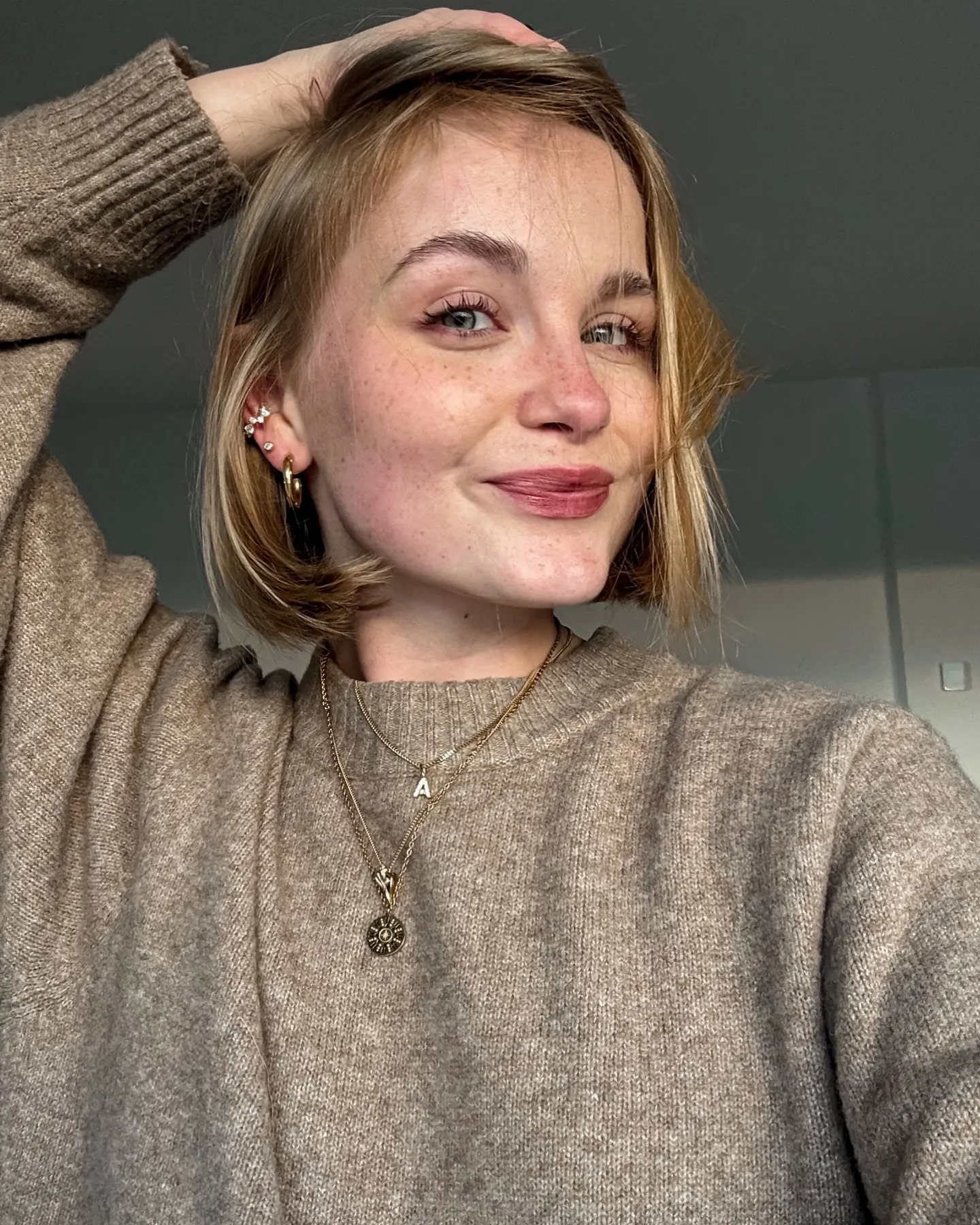 tucked chin bob haircut