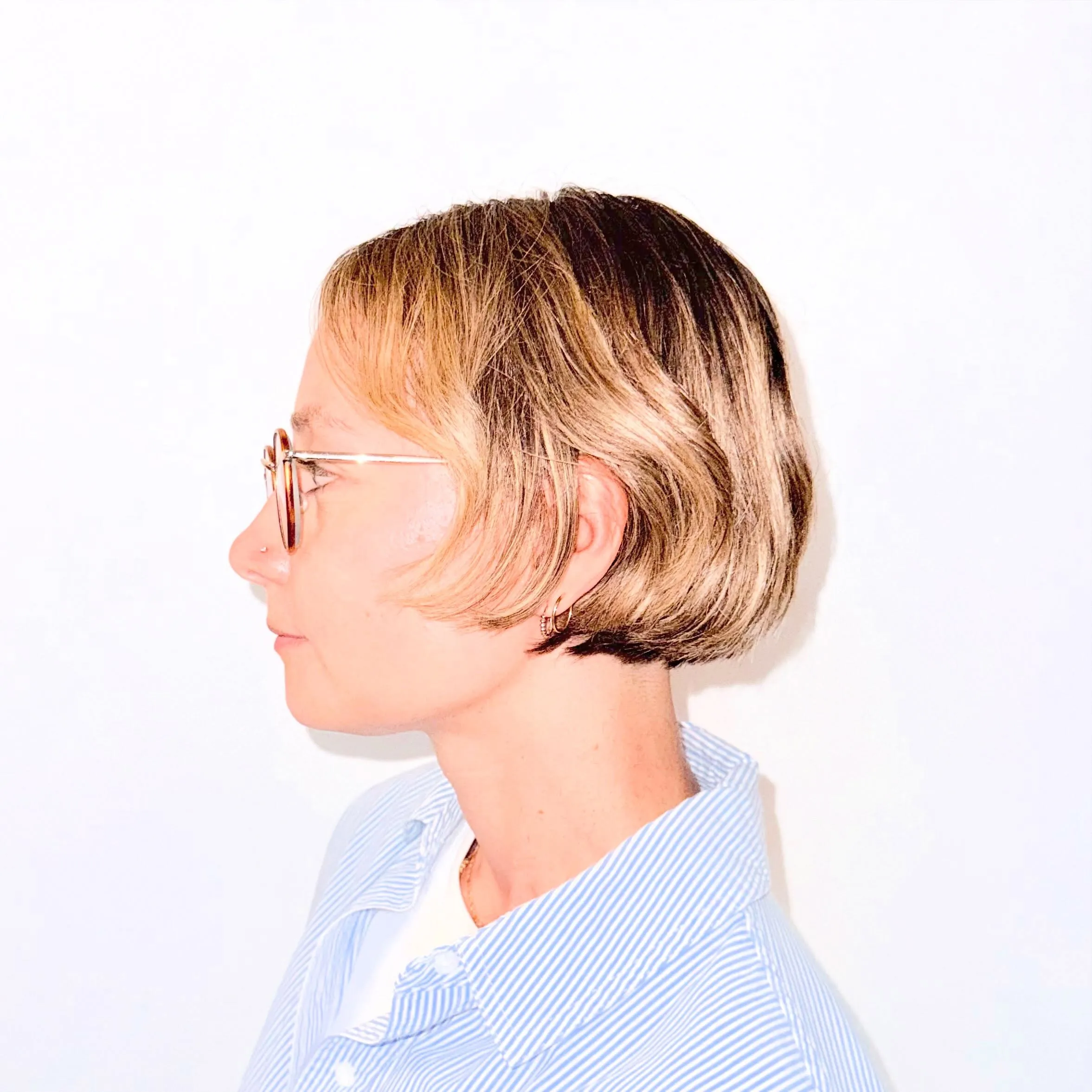 sleek blunt bob haircut