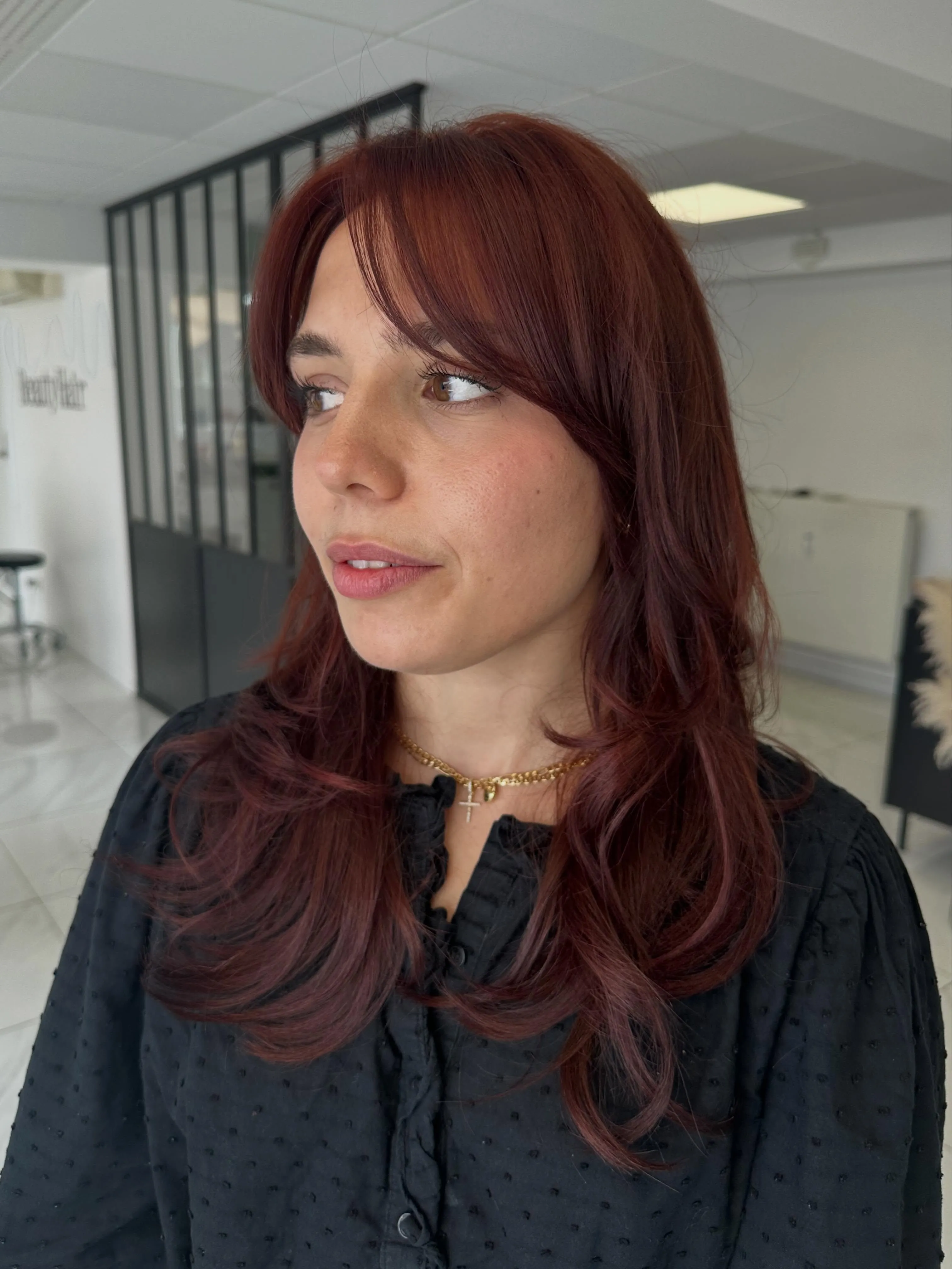 Mahogany Curtain Lob showing mahogany hair colour