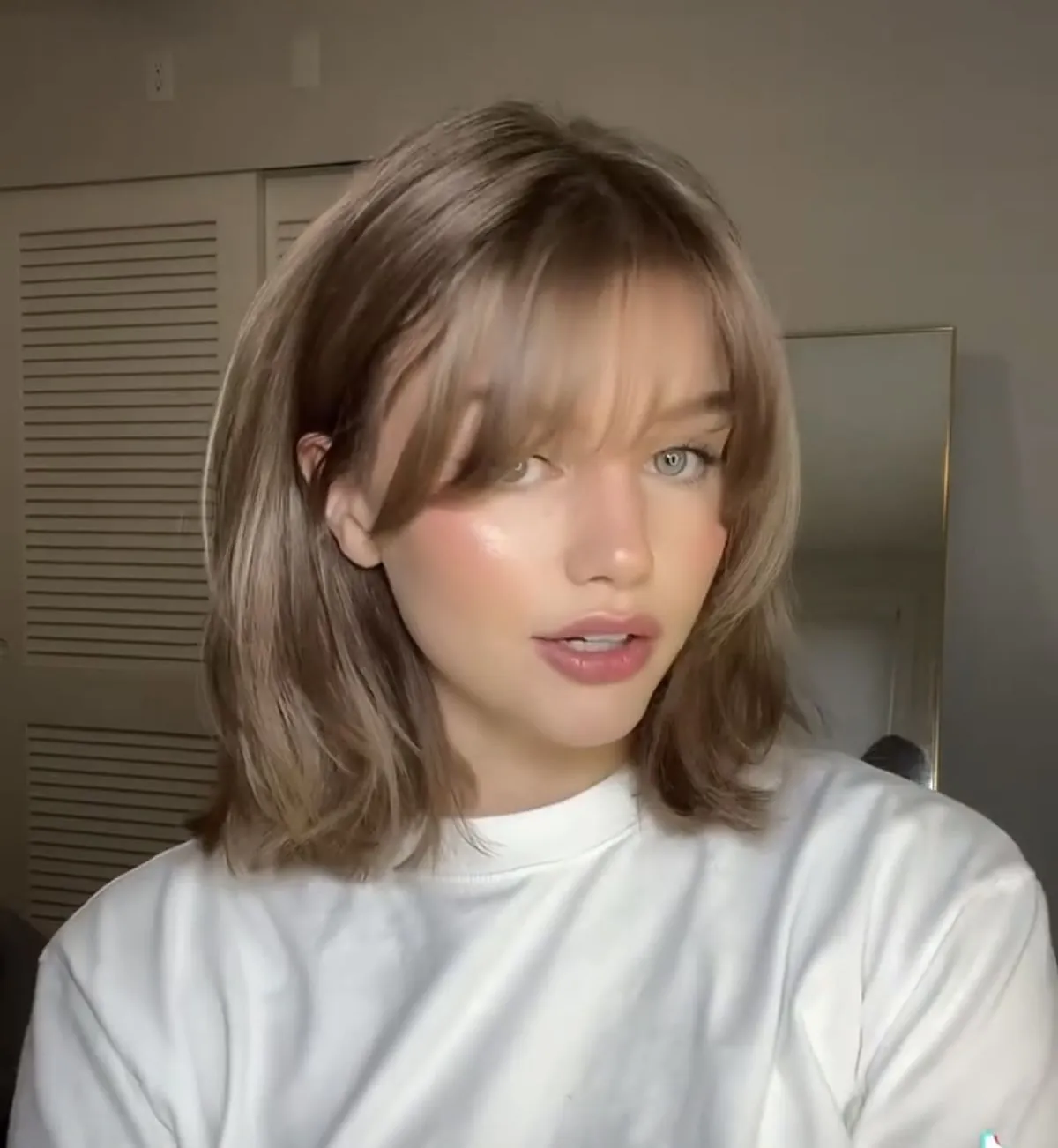 medium-length-layered-hair