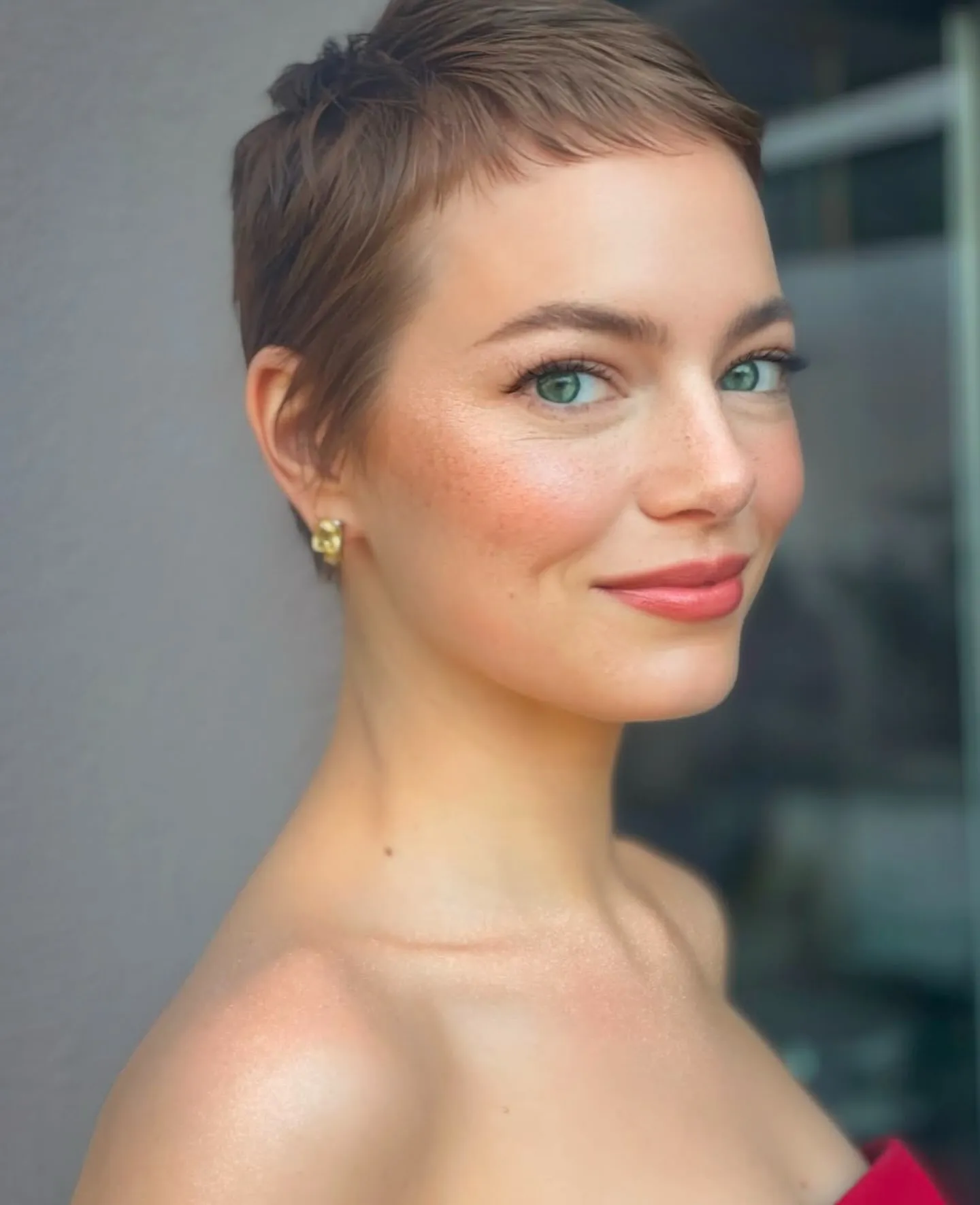 Elegant Short Micro Pixie