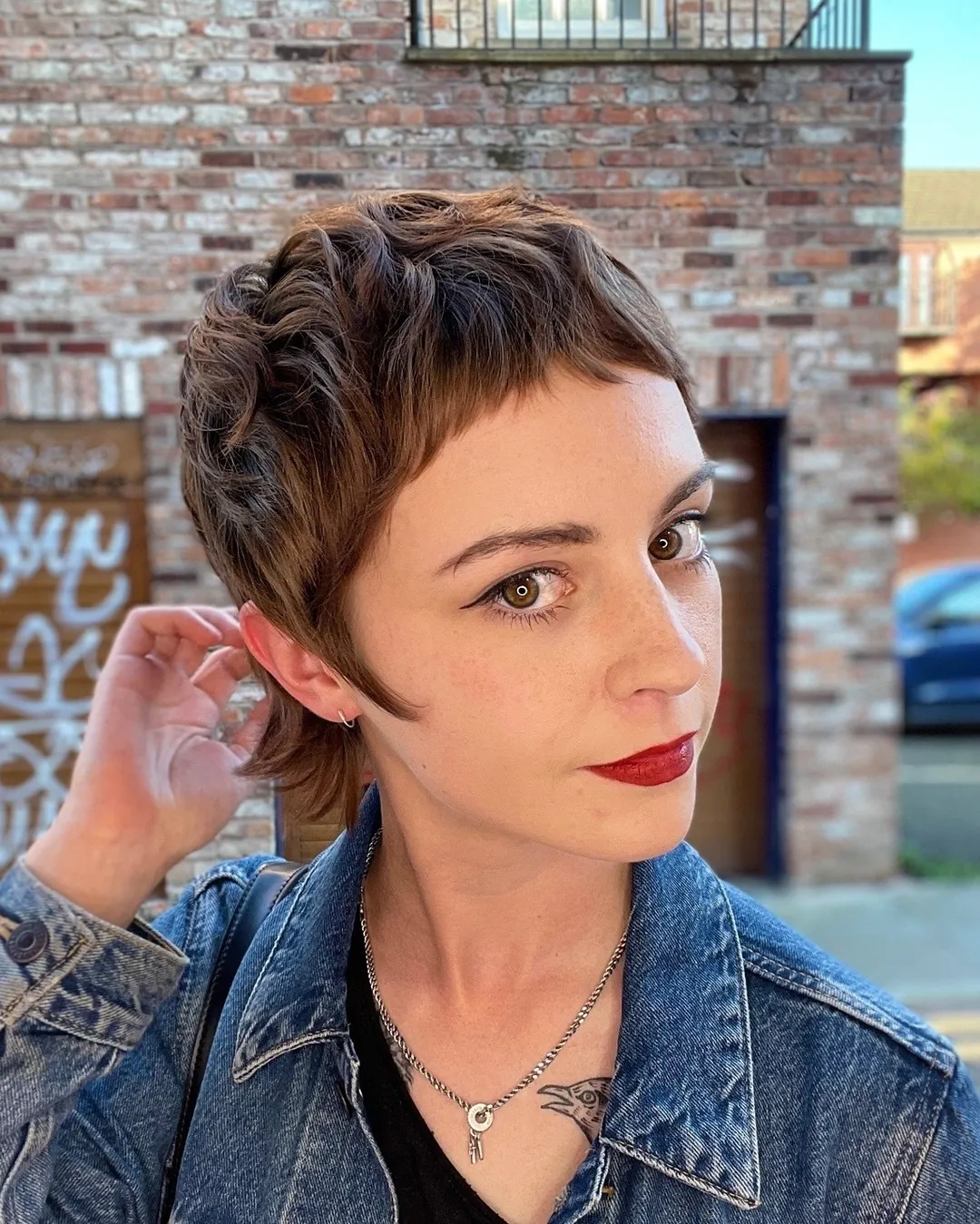 Sculpted Wavy Pixie