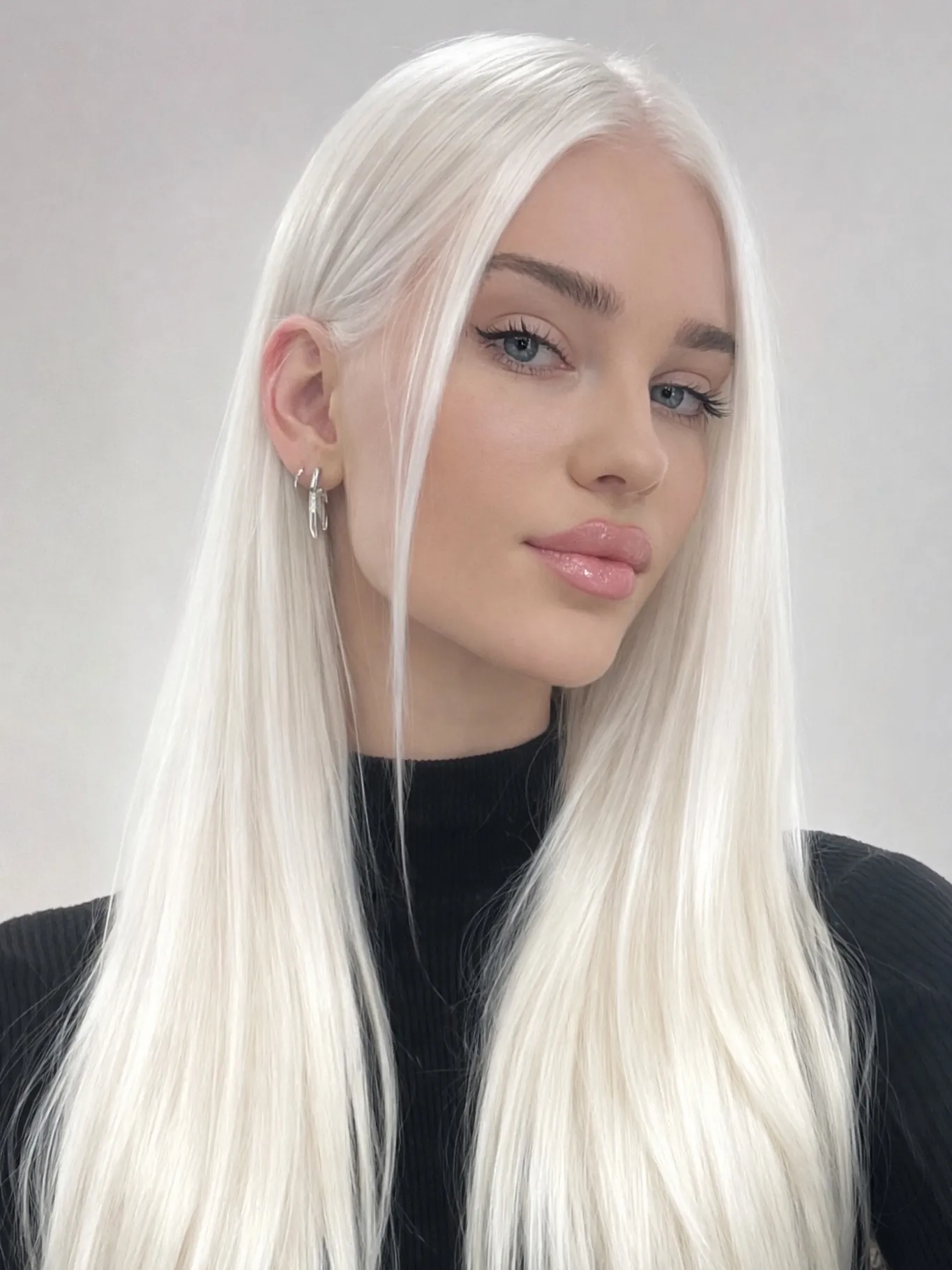 Sleek Long Platinum