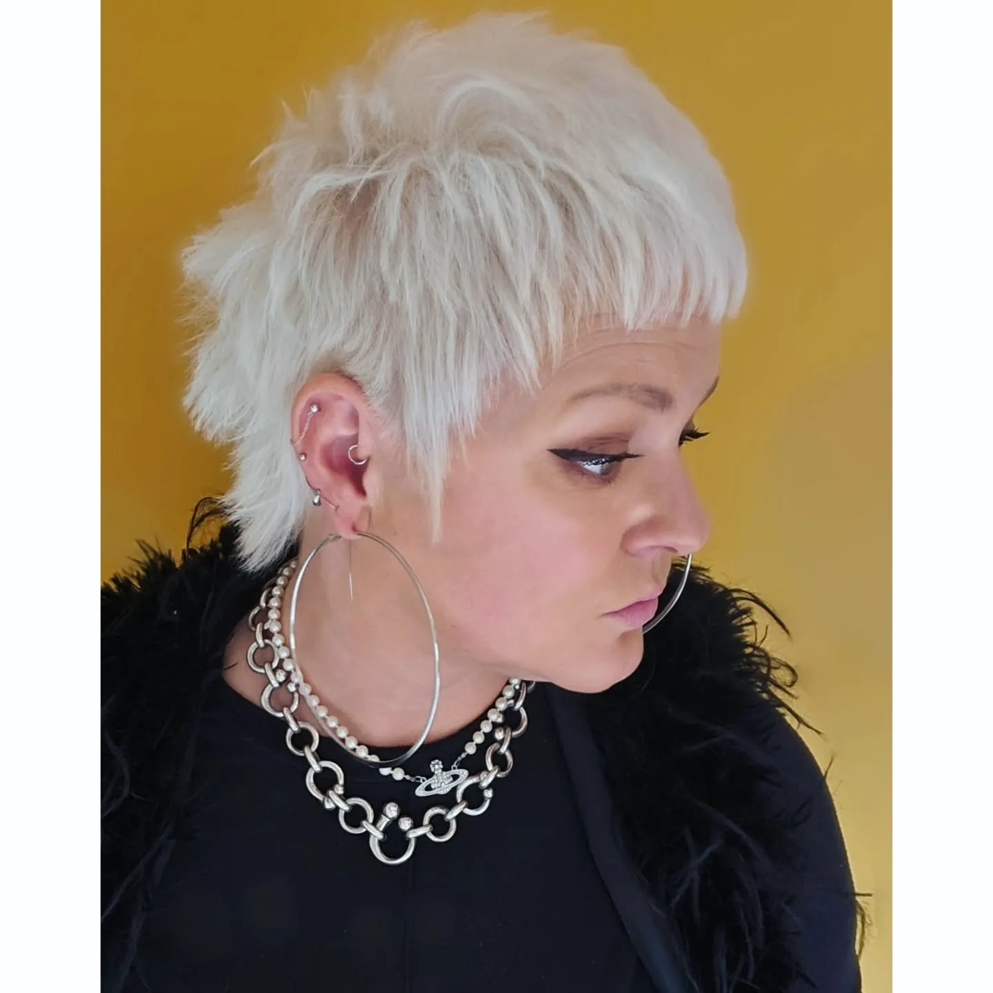 Side Texture hairstyle