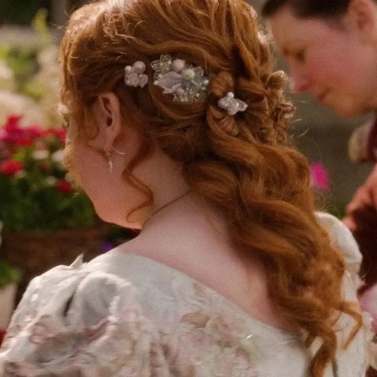 Regency Hairstyles: 20 Chic Ideas