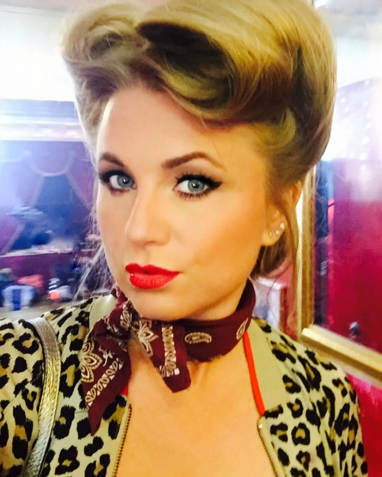 Sculpted Victory Roll