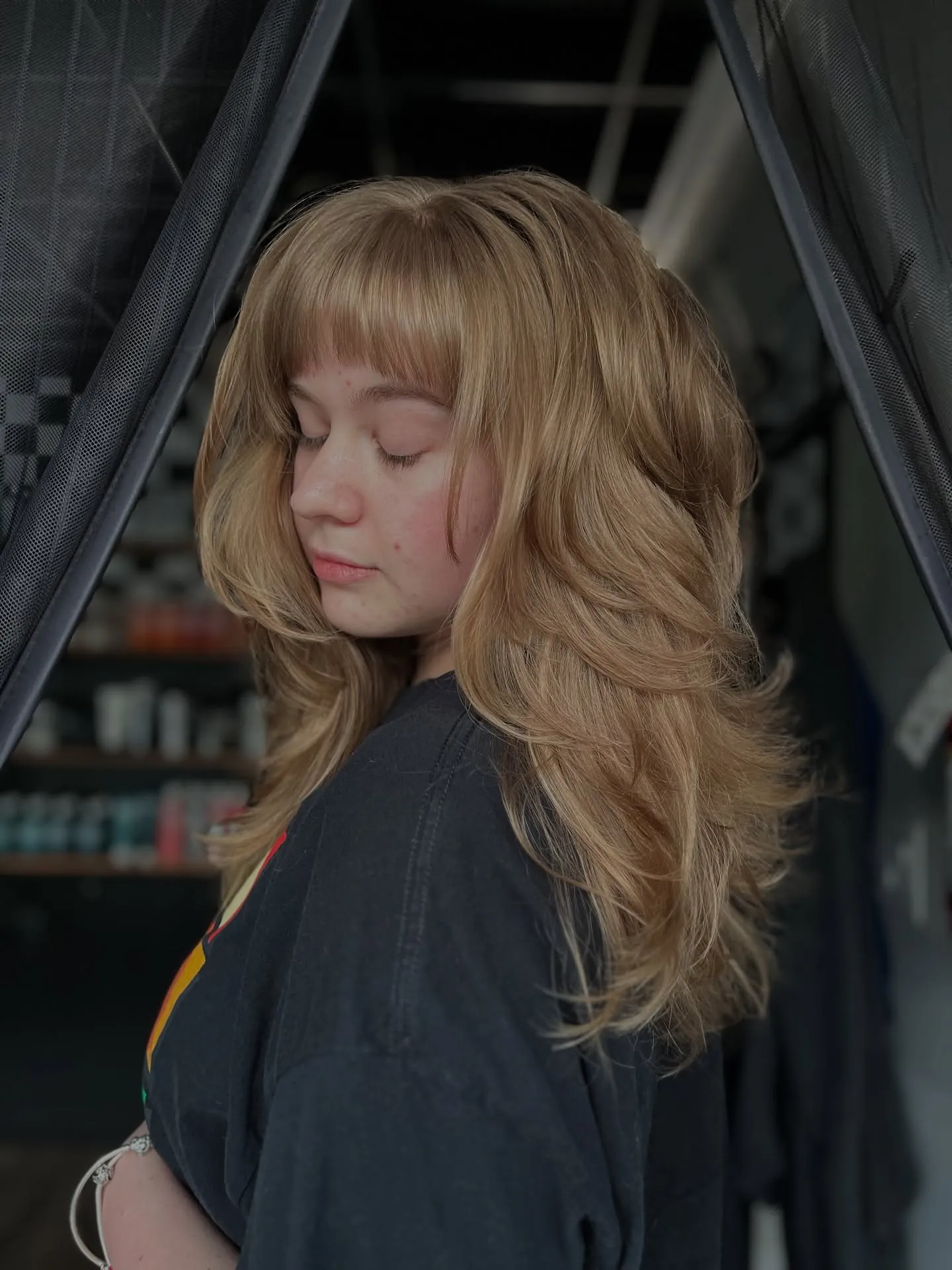 Long Blonde Layers with 1990s-inspired layers