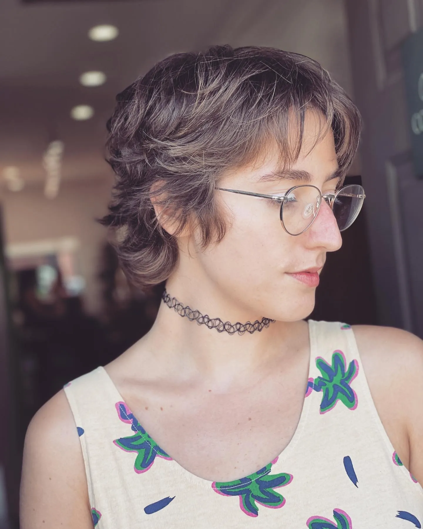 Short Side-Swept Layers with 1990s-inspired layers