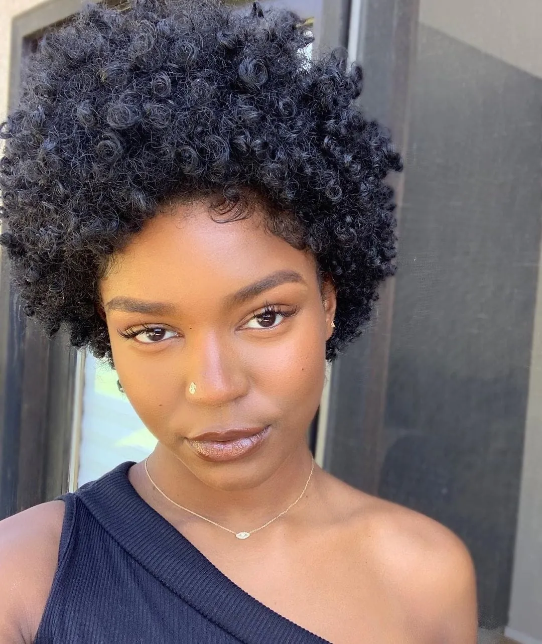 Tapered Afro hairstyle