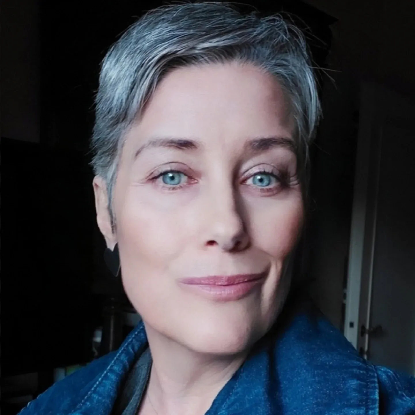 Side-Part Gray Pixie