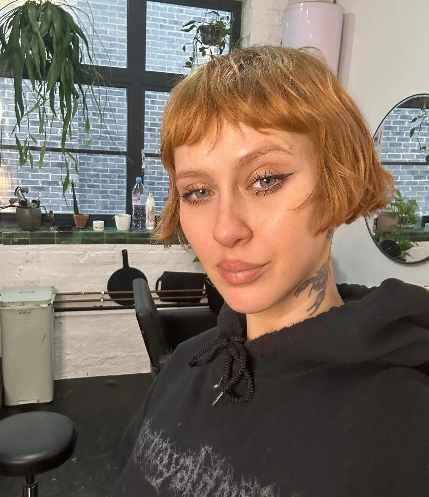 Copper micro bob with baby bangs