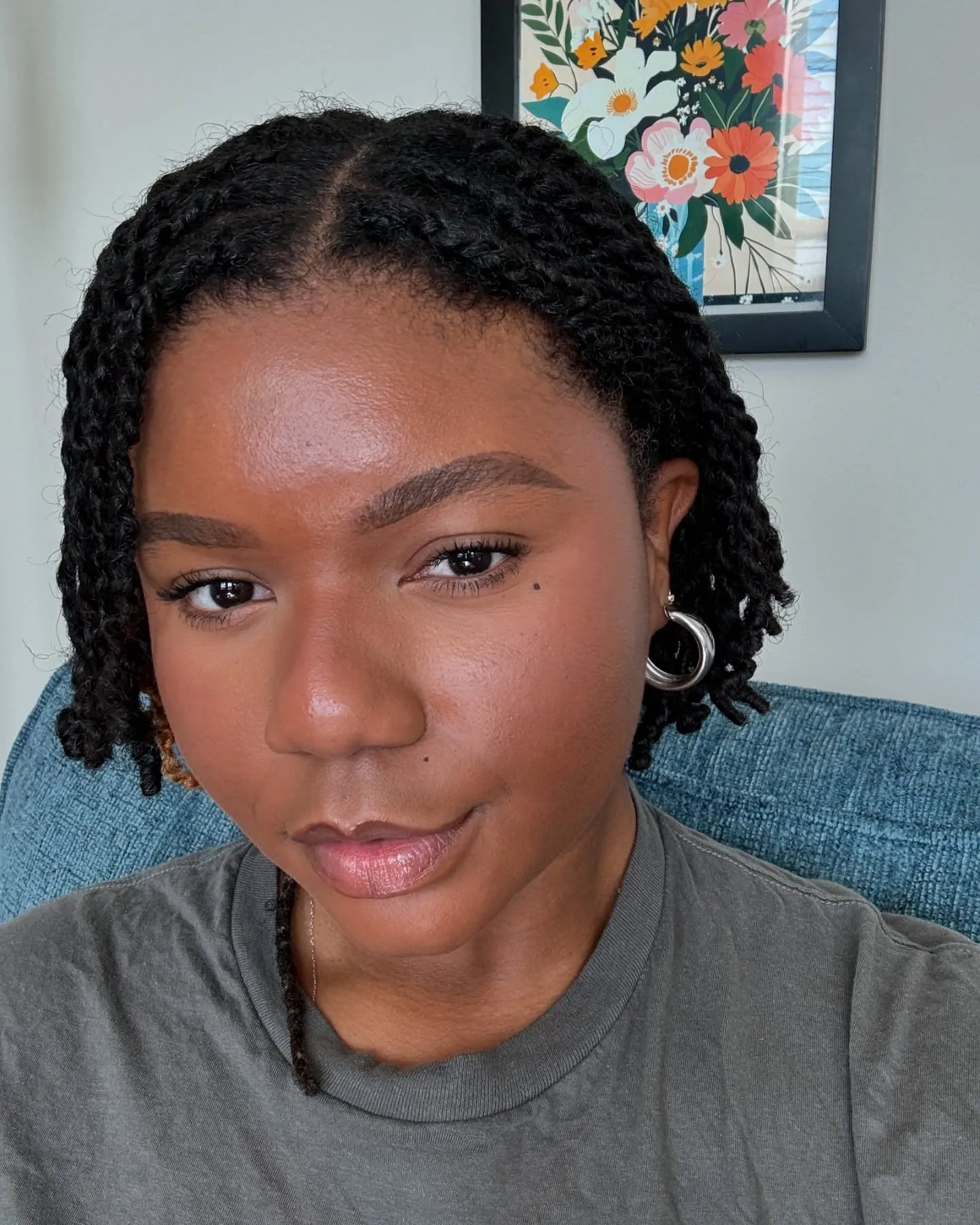 Short two-strand twists with a center part