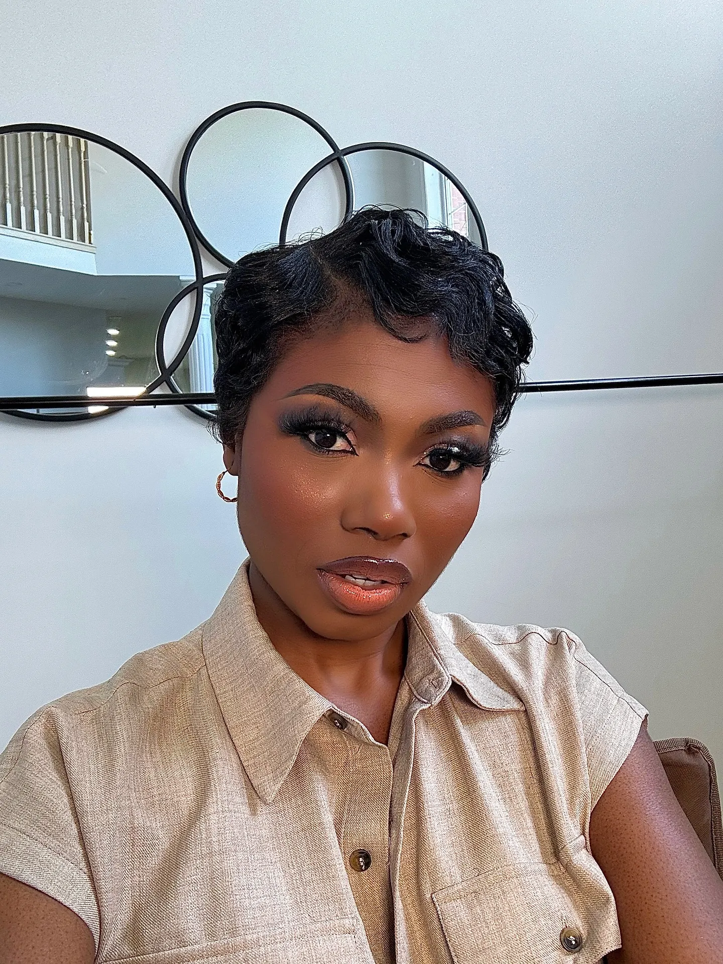 chic short curls