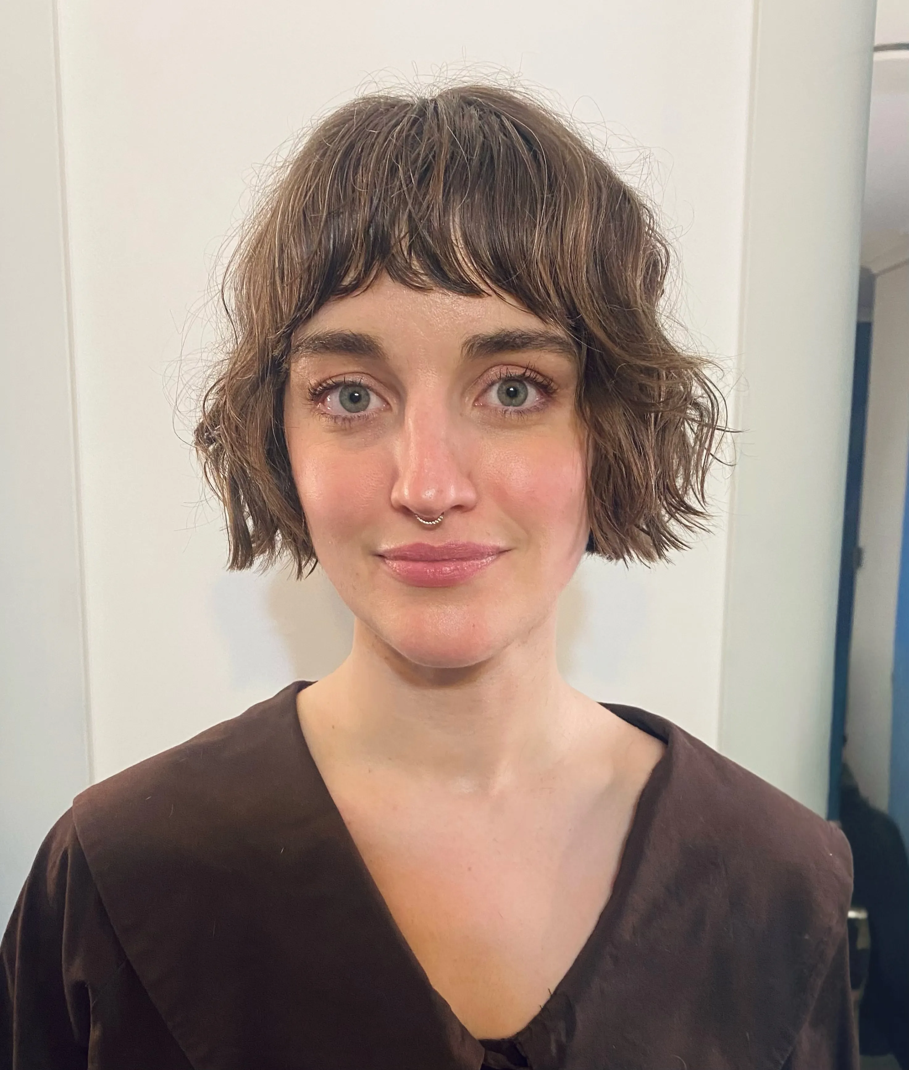 Short wavy bob with piecey fringe