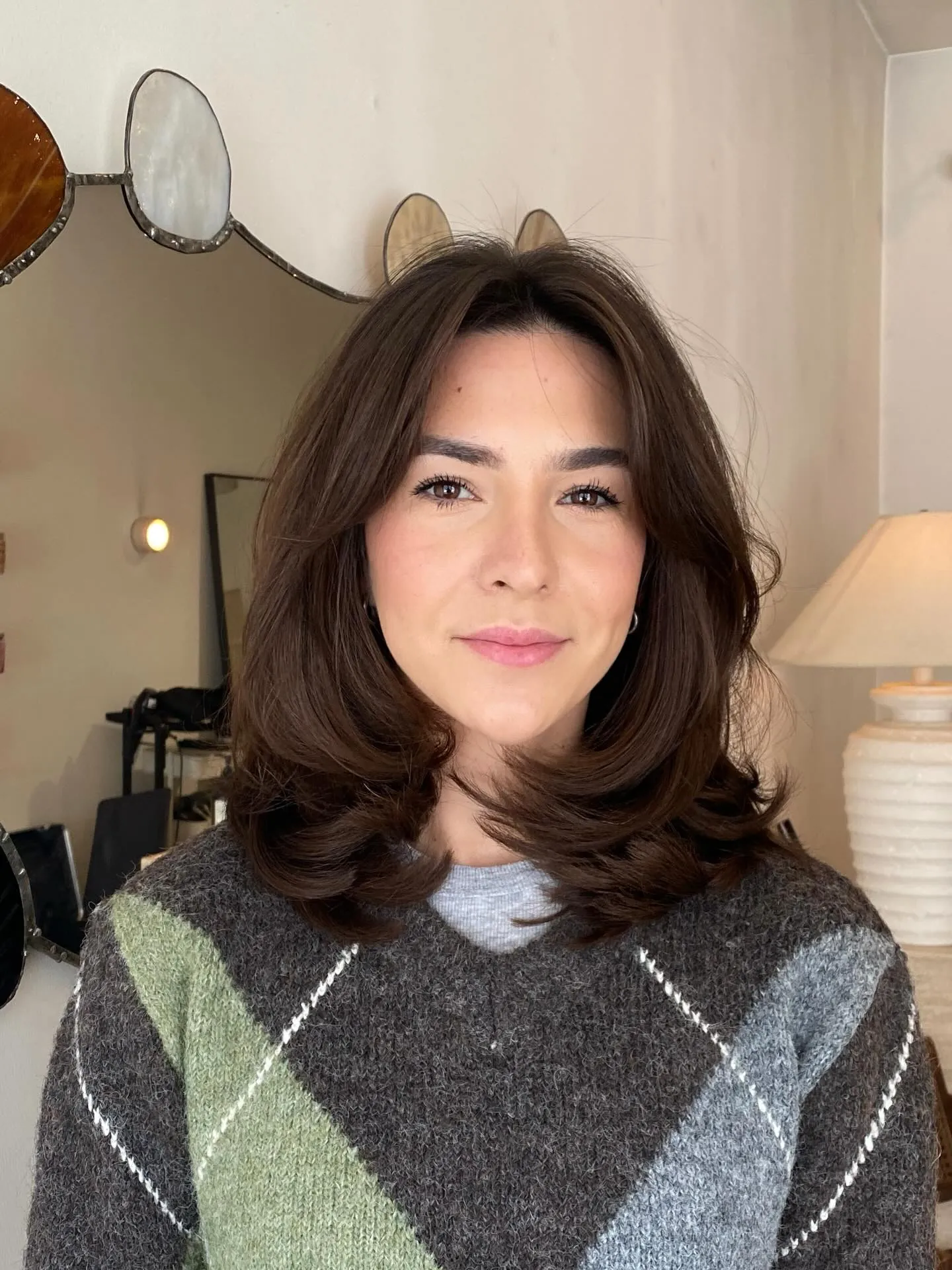Rounded layered lob with full face-framing volume
