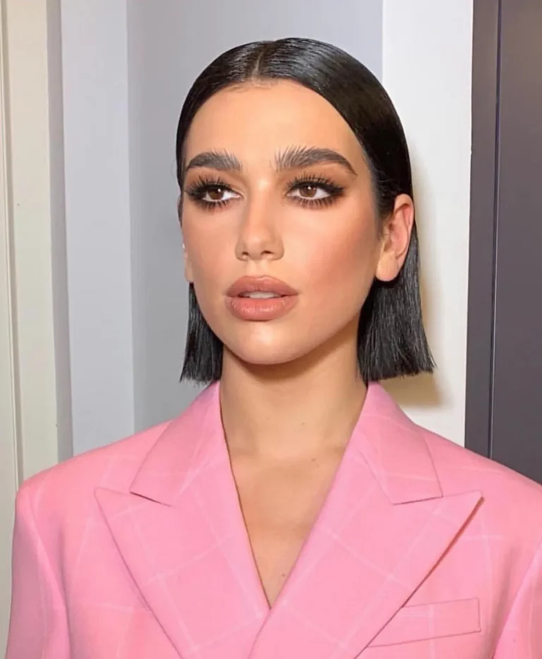 Sleek Short Hairstyles: 19 Chic Ideas