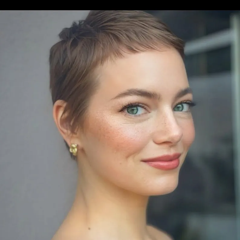 Sleek Side Pixie