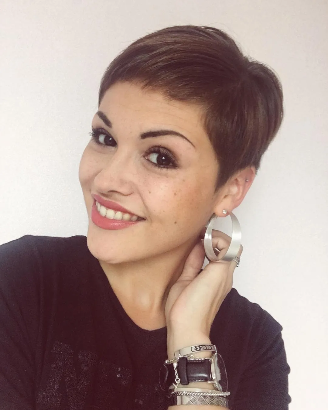 Short Fringe hairstyle