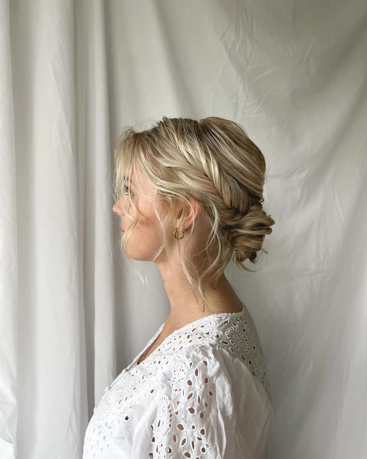 Simple Low Knot