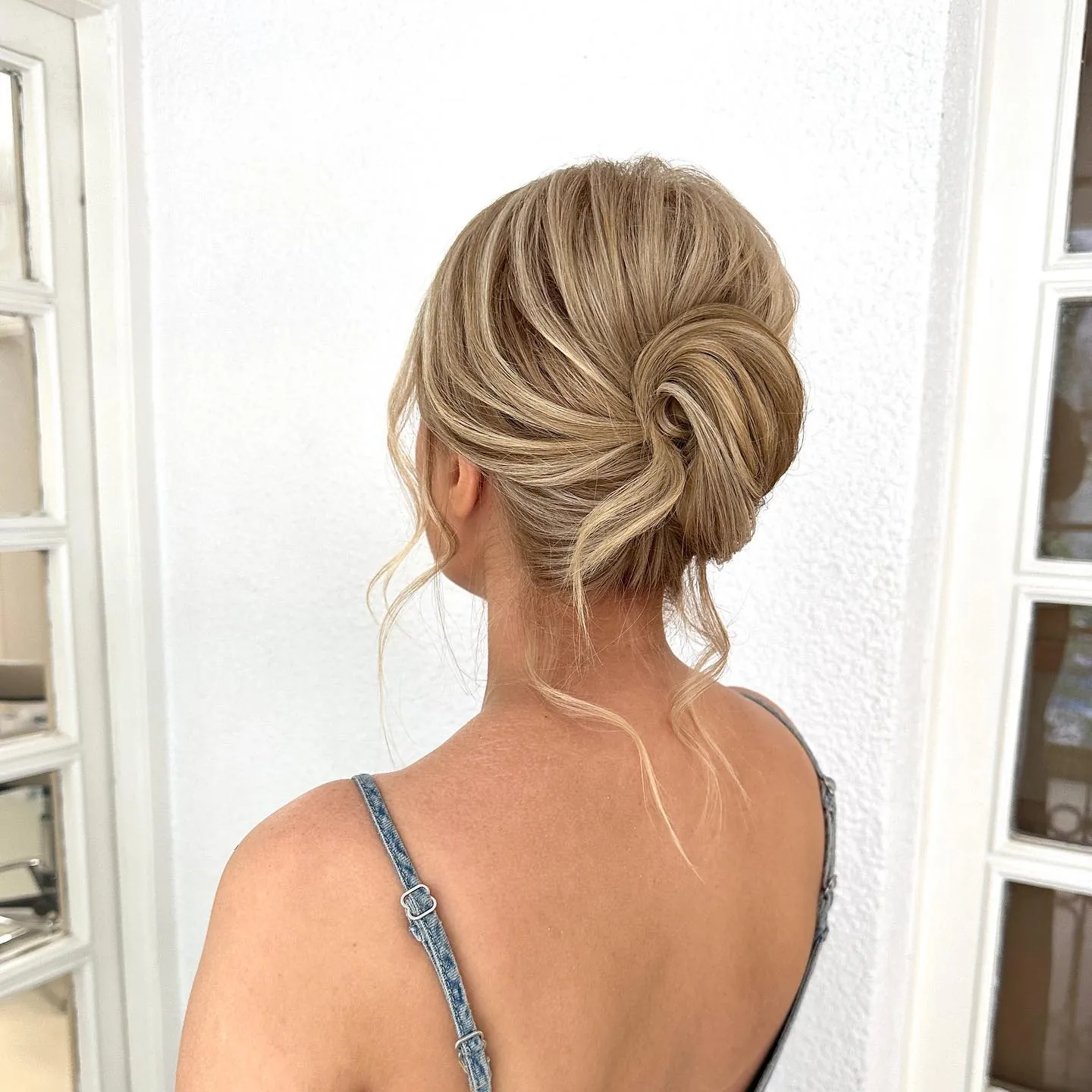 Sleek Rolled Bun