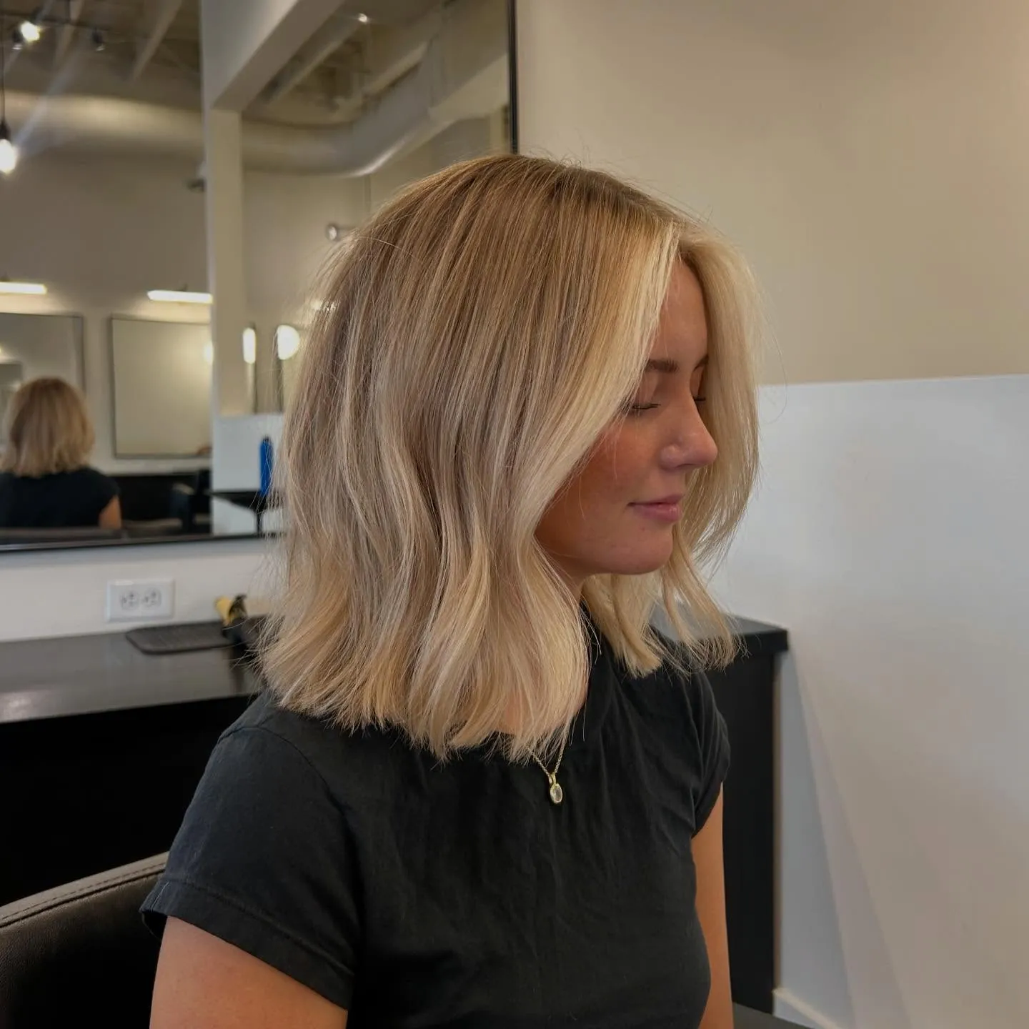 Textured blonde lob with airy ends