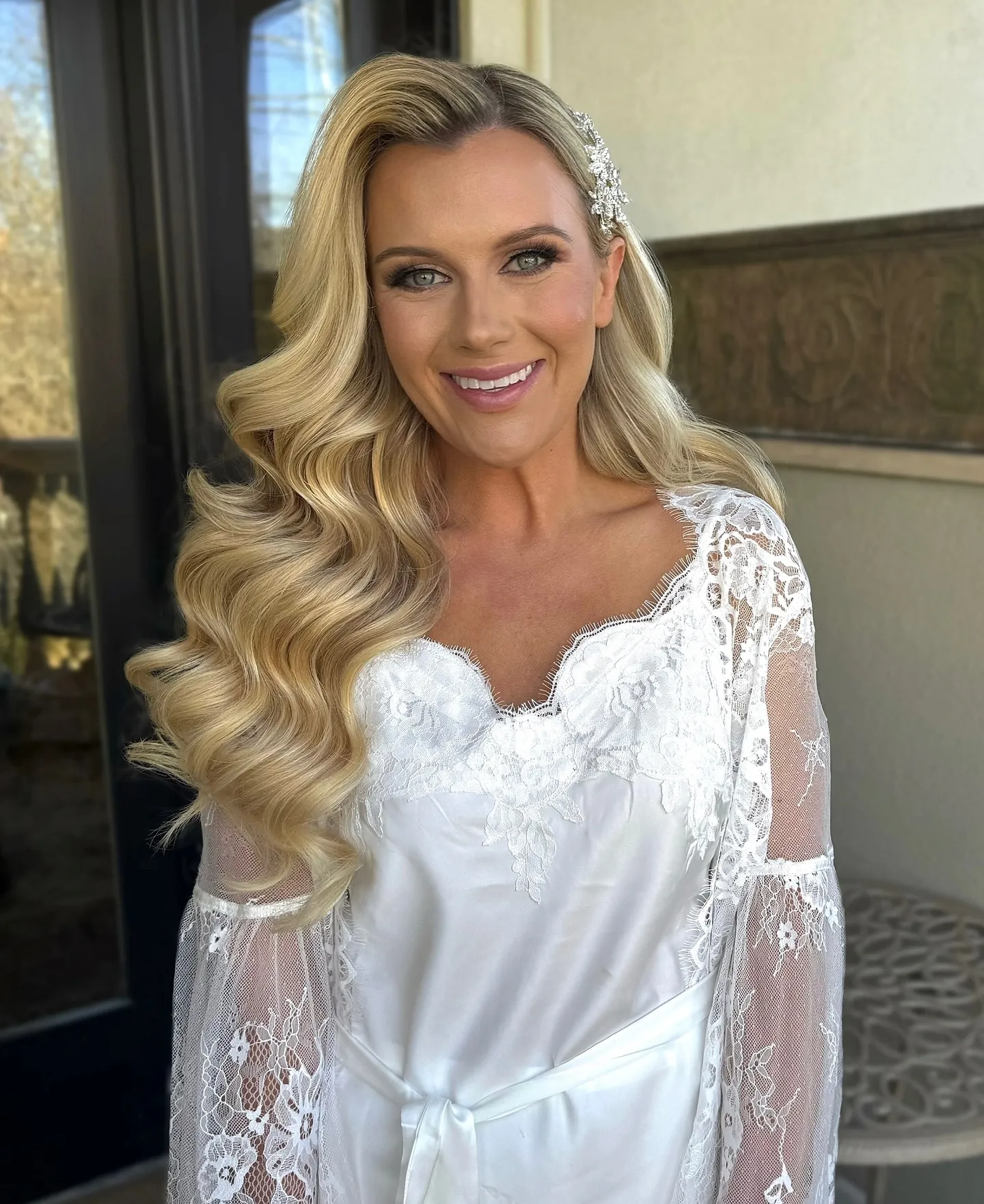 Relaxed Wedding Waves